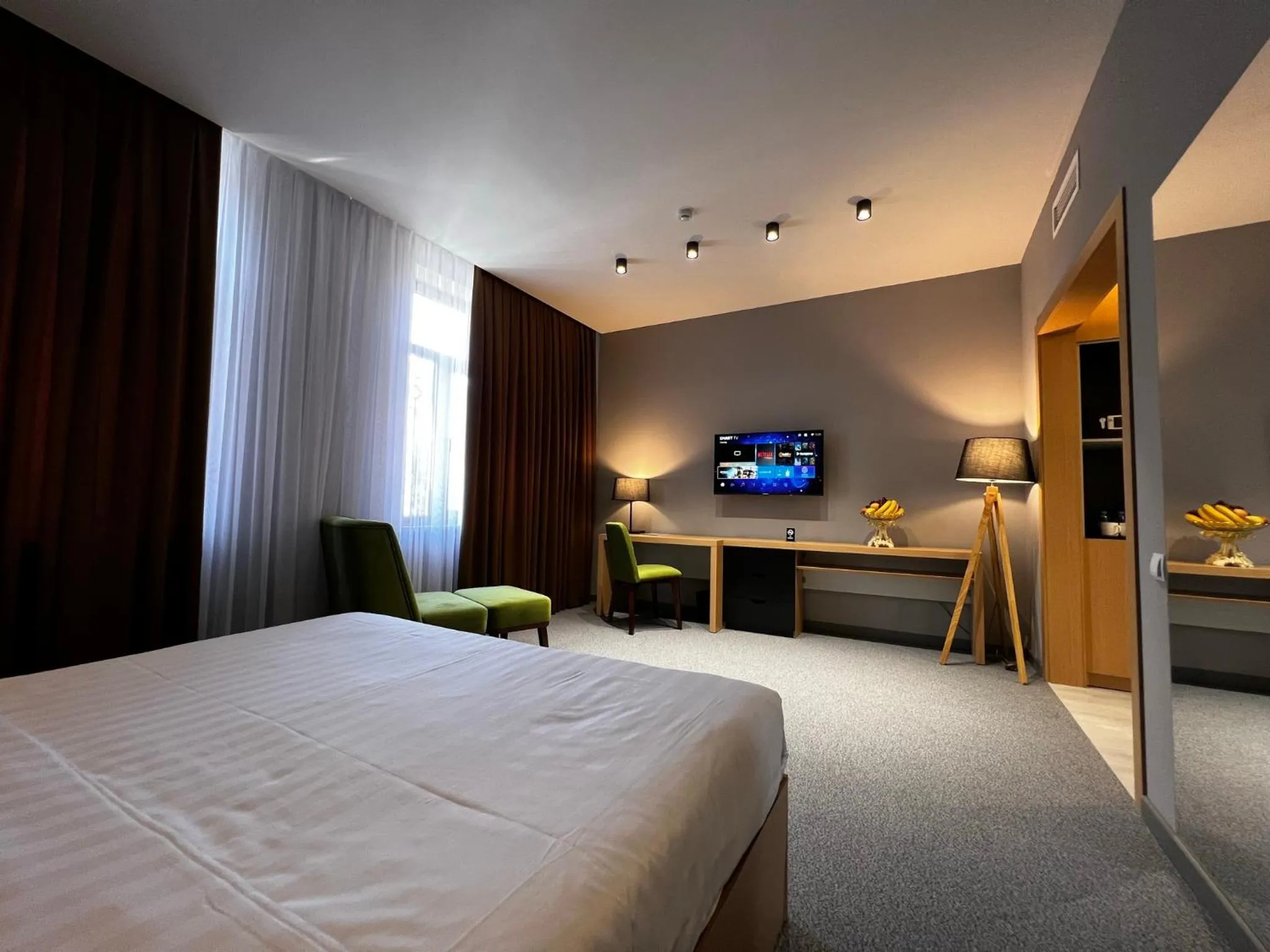 Bed in King Plaza Hotel