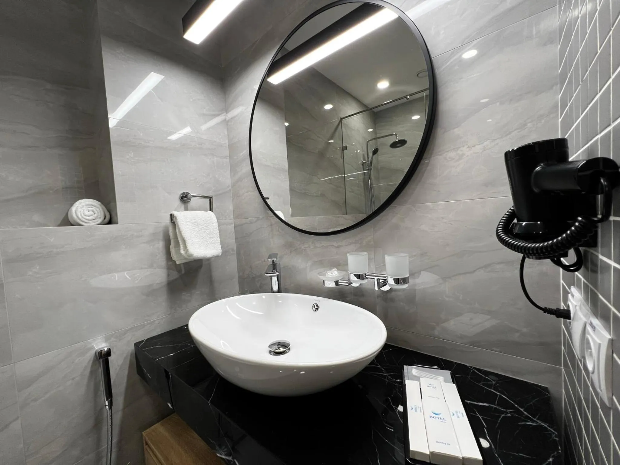 Bathroom in King Plaza Hotel