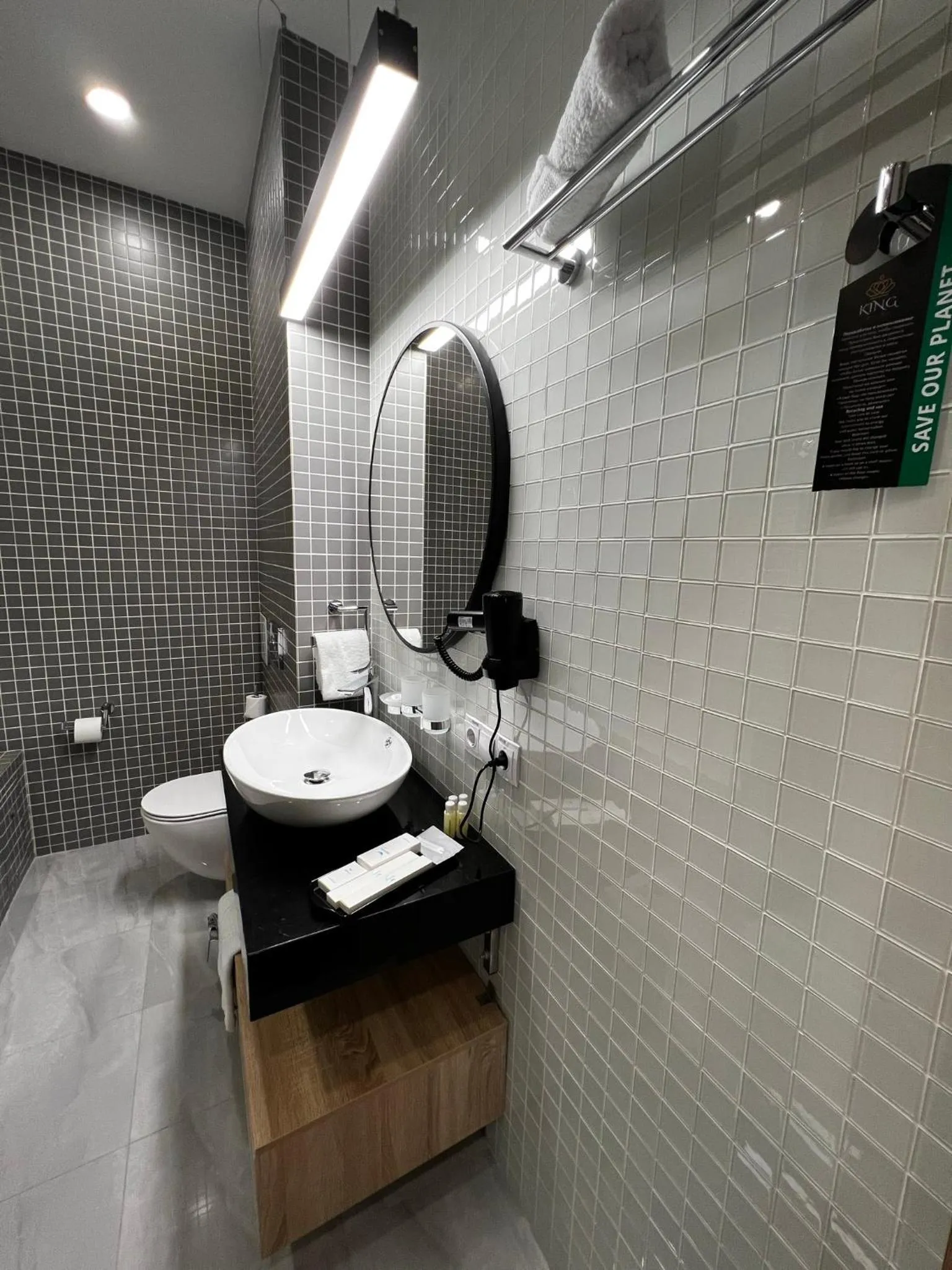 Bathroom in King Plaza Hotel