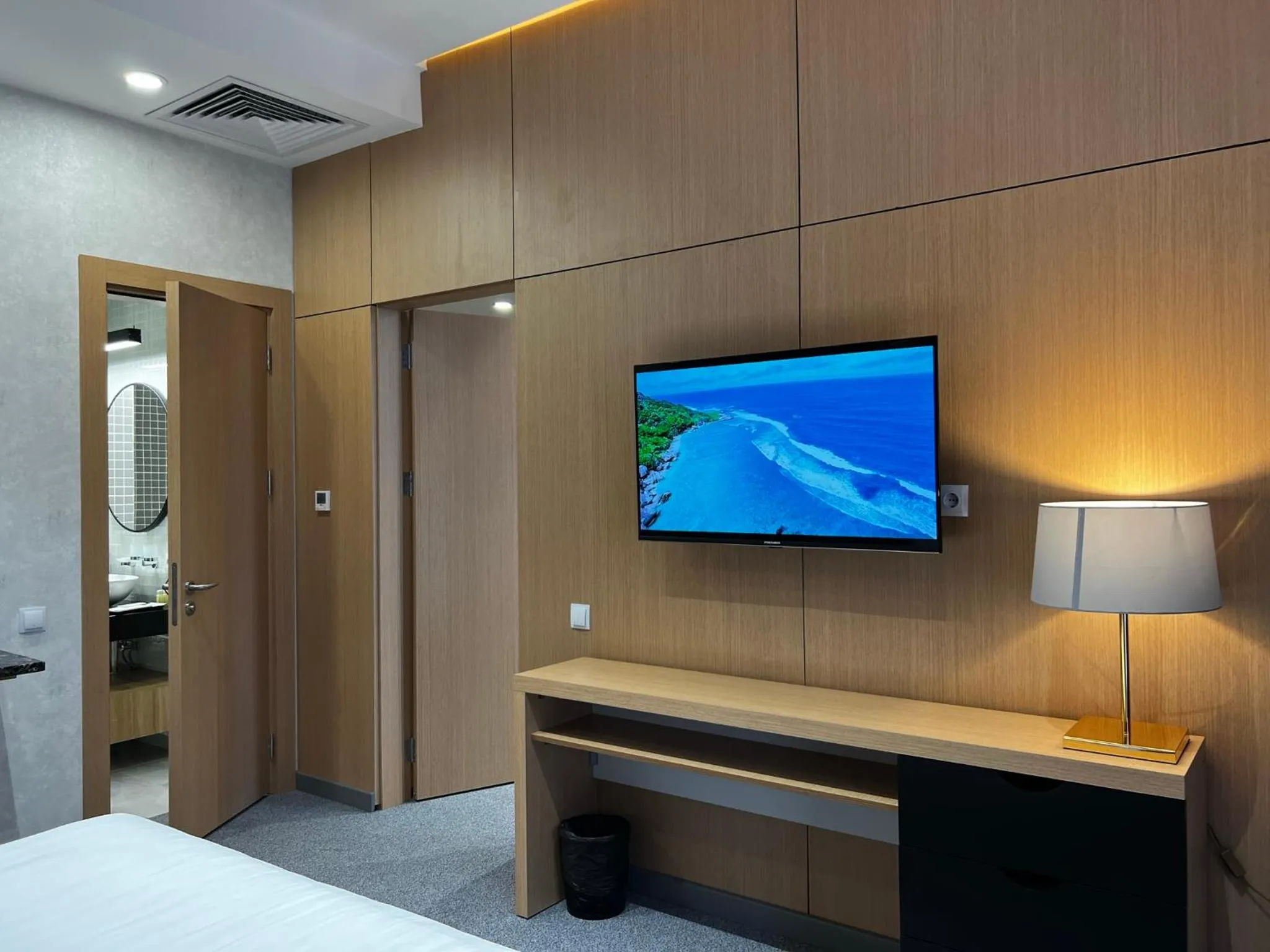 Bed in King Plaza Hotel