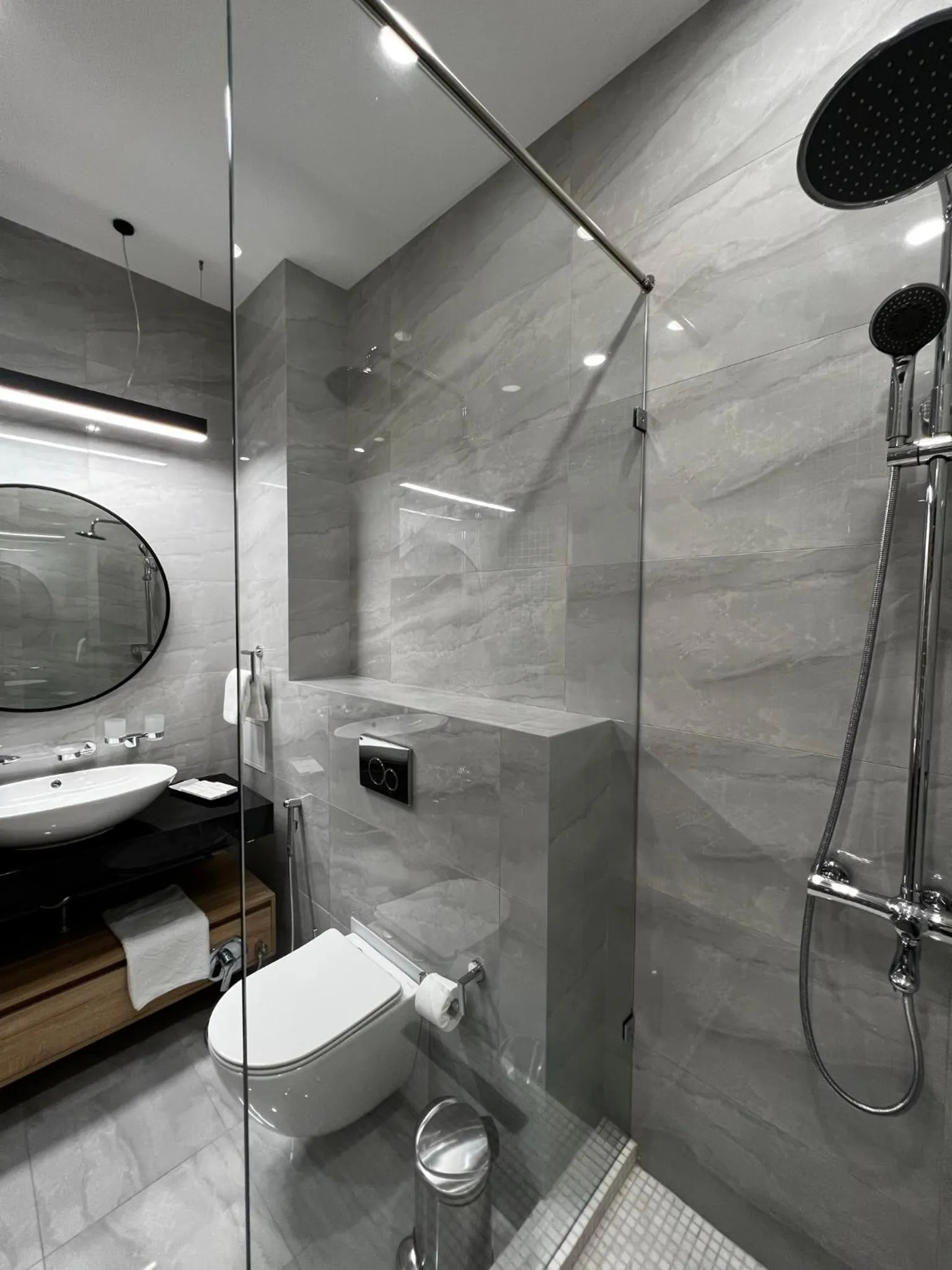 Bathroom in King Plaza Hotel