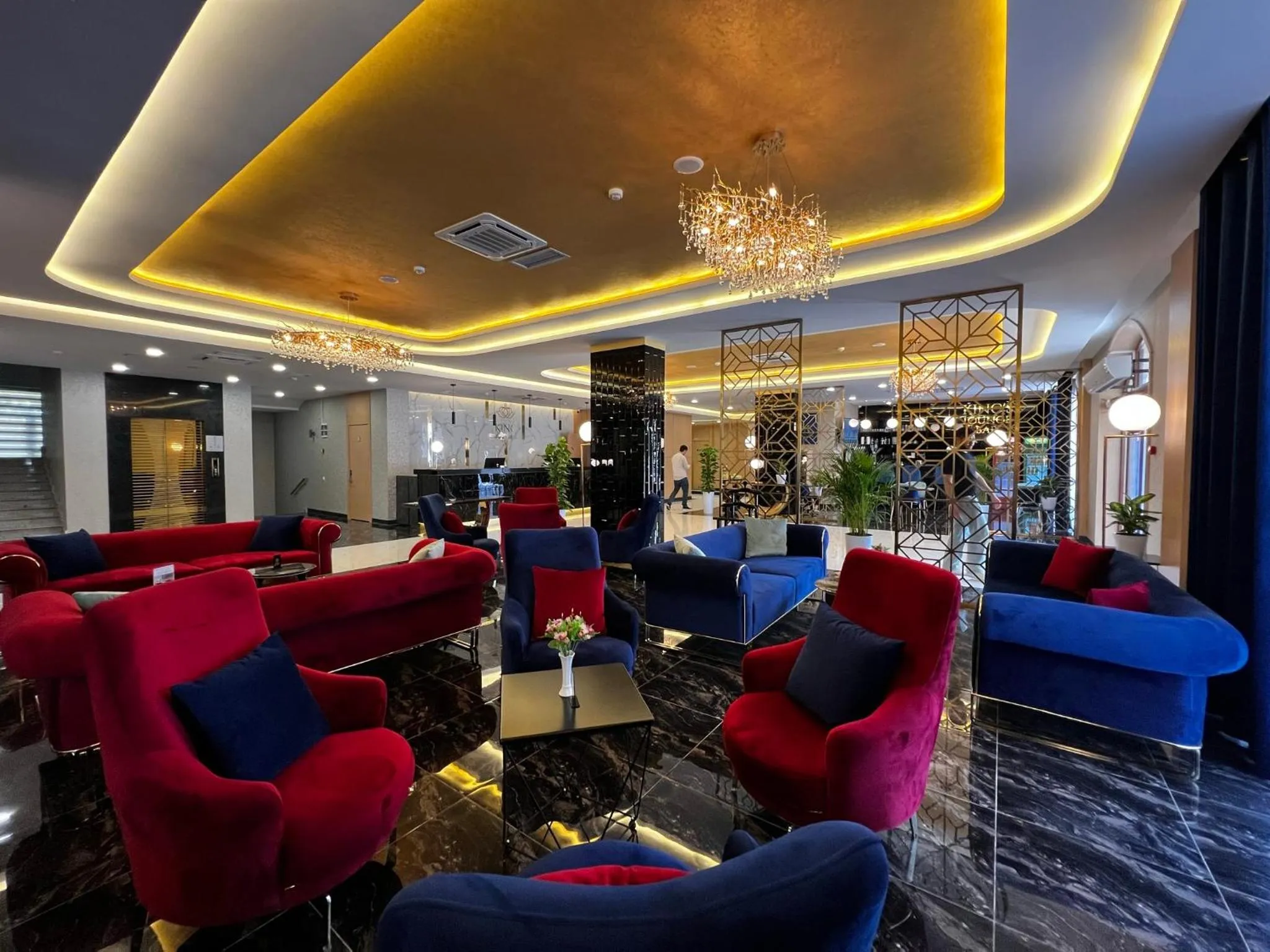 Lobby or reception in King Plaza Hotel