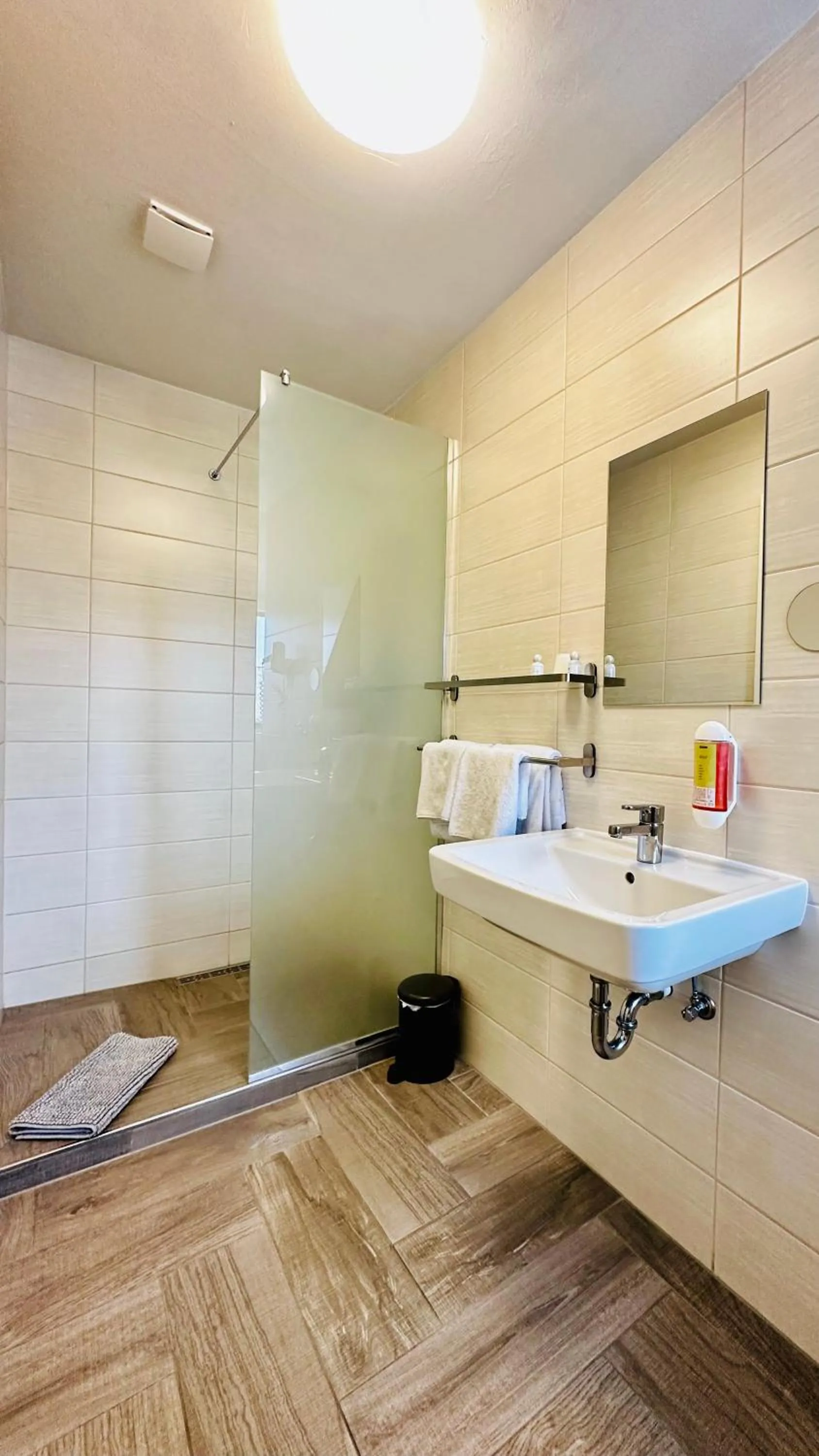 Shower in Georgenberg