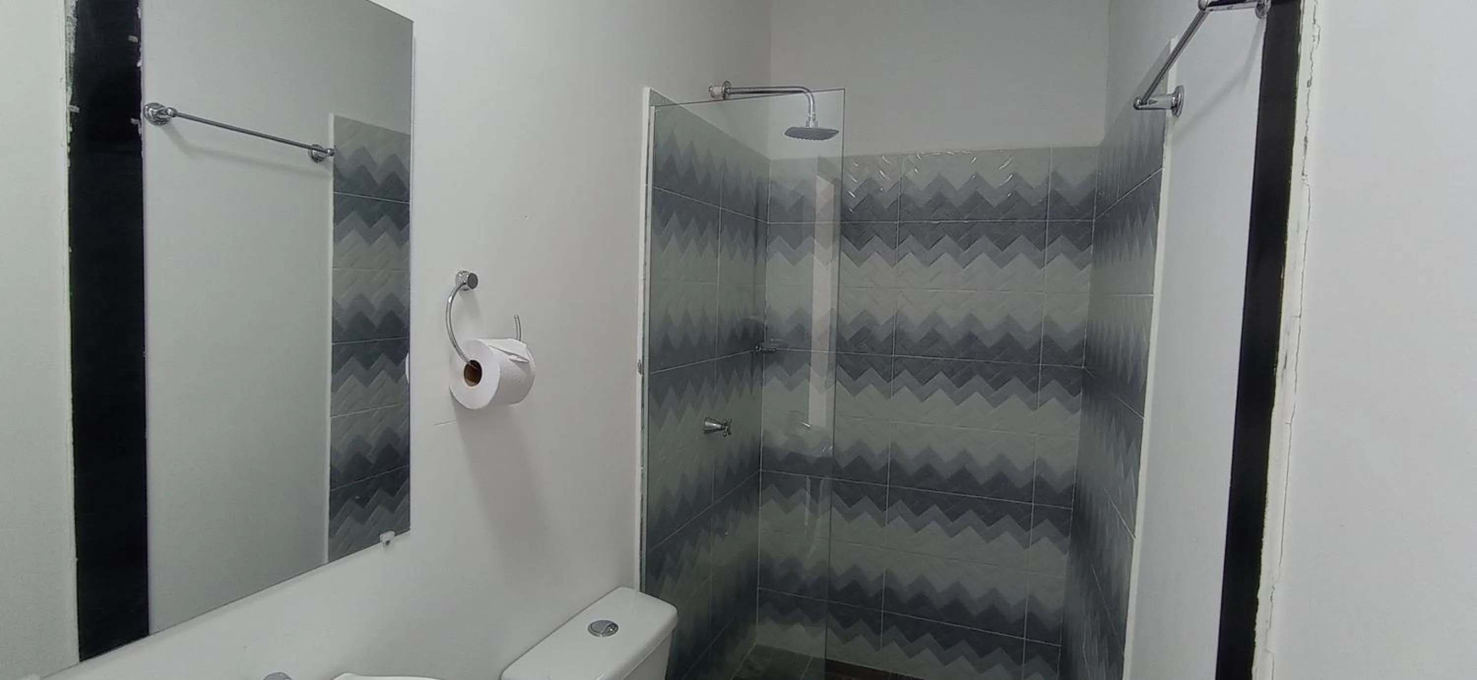 Shower in Hotel Rodadero Dorado Beach