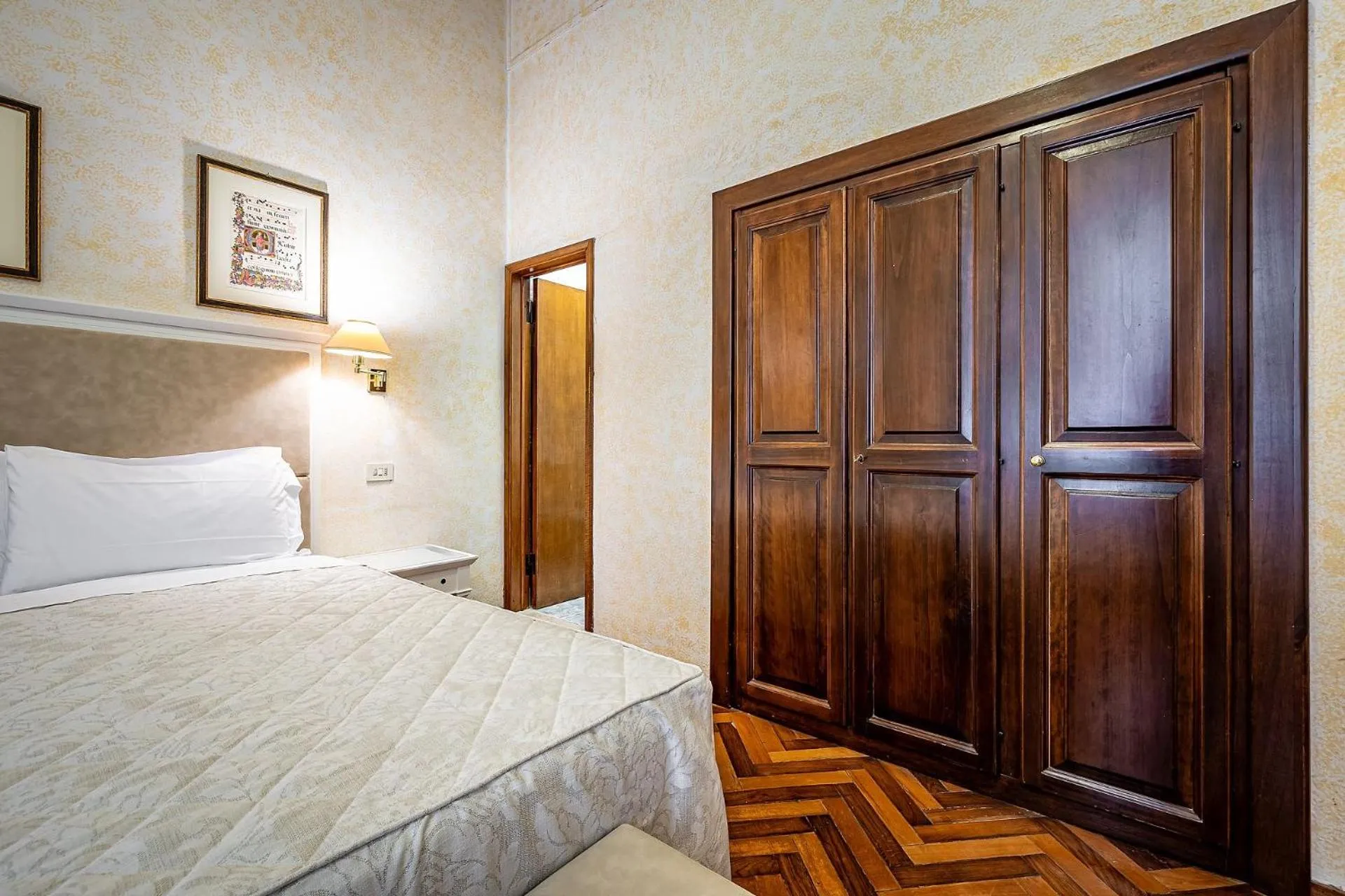 Bedroom, Bed in Hotel Alessandra