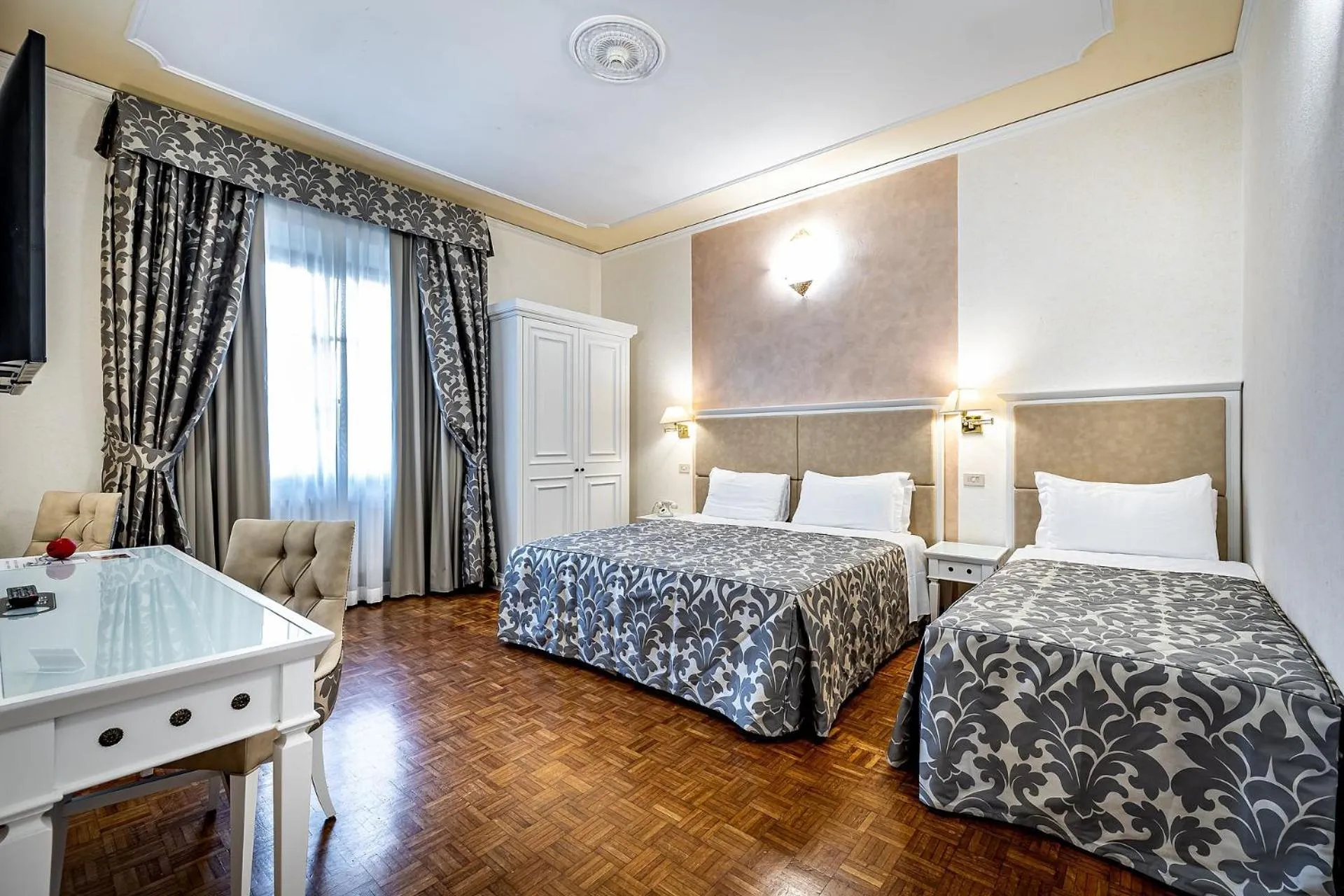 Photo of the whole room, Bed in Hotel Alessandra