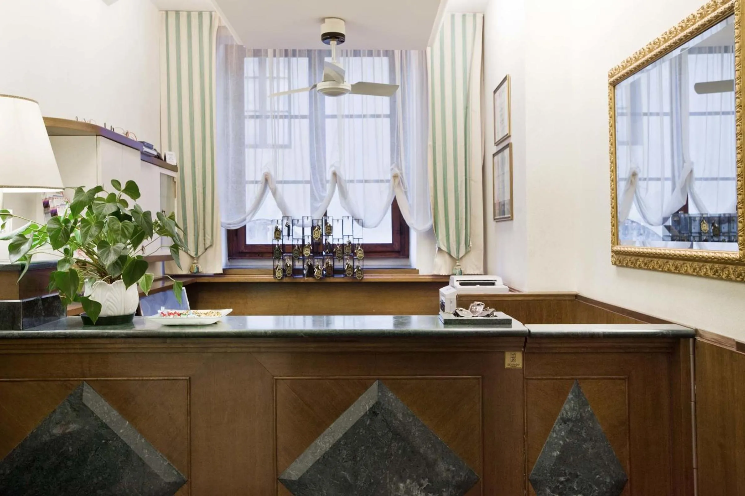 Lobby or reception in Hotel Alessandra