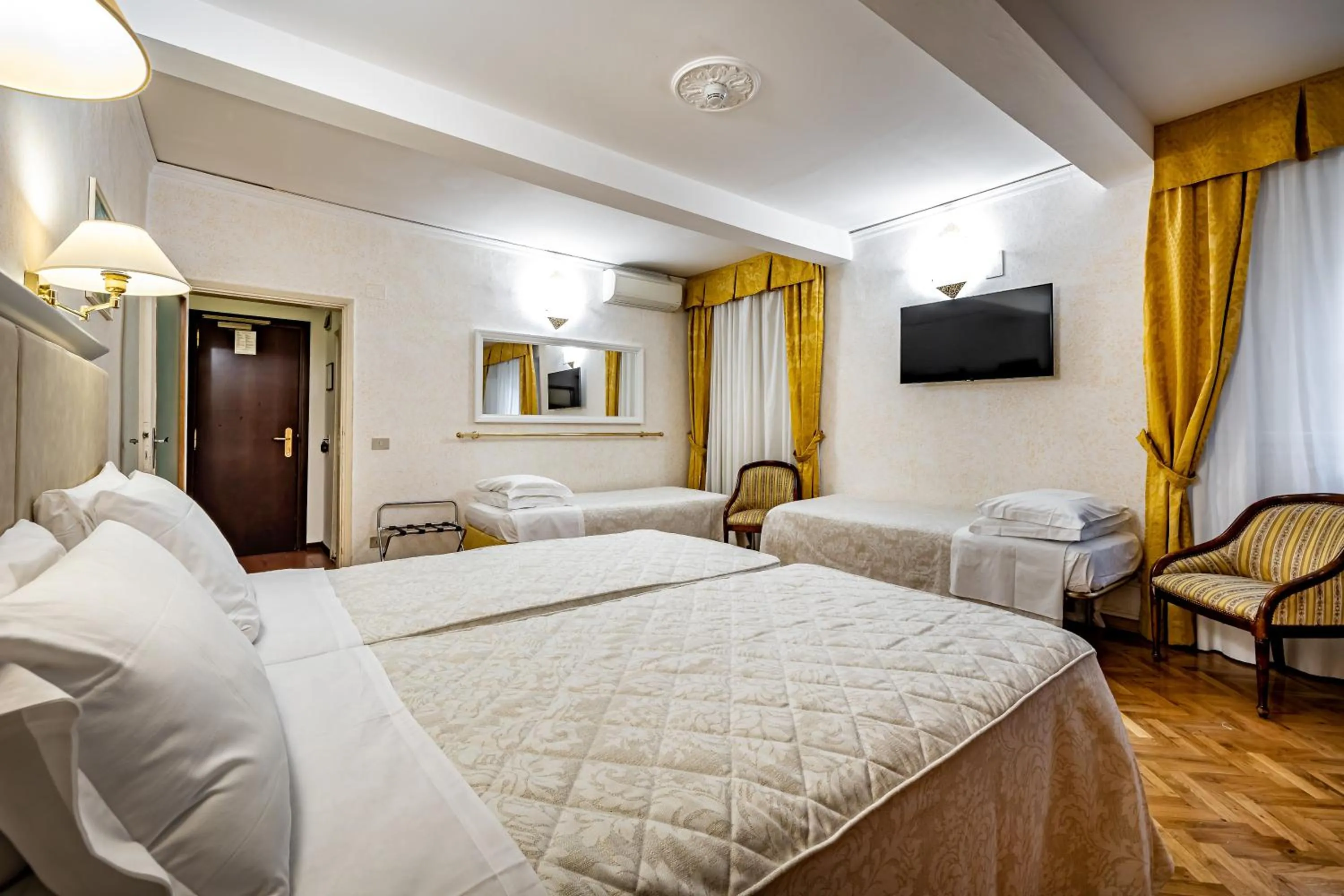 Bed in Hotel Alessandra