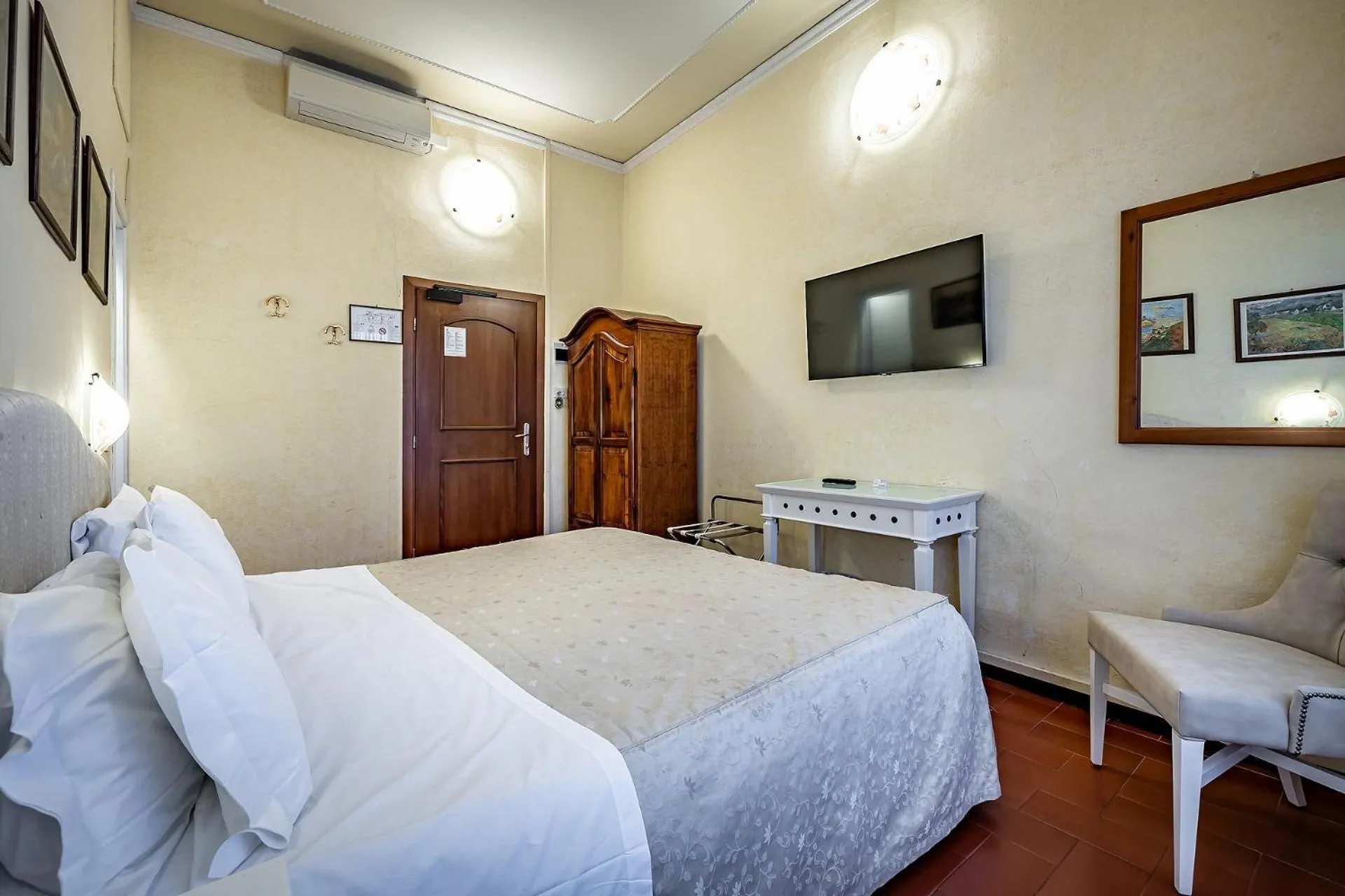 Bed in Hotel Alessandra