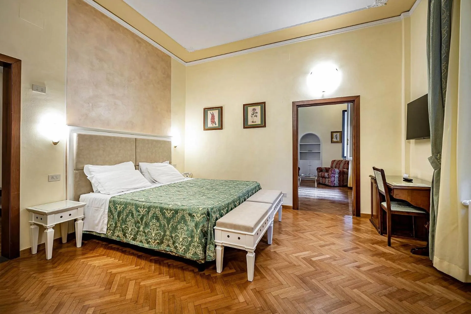 Bed in Hotel Alessandra