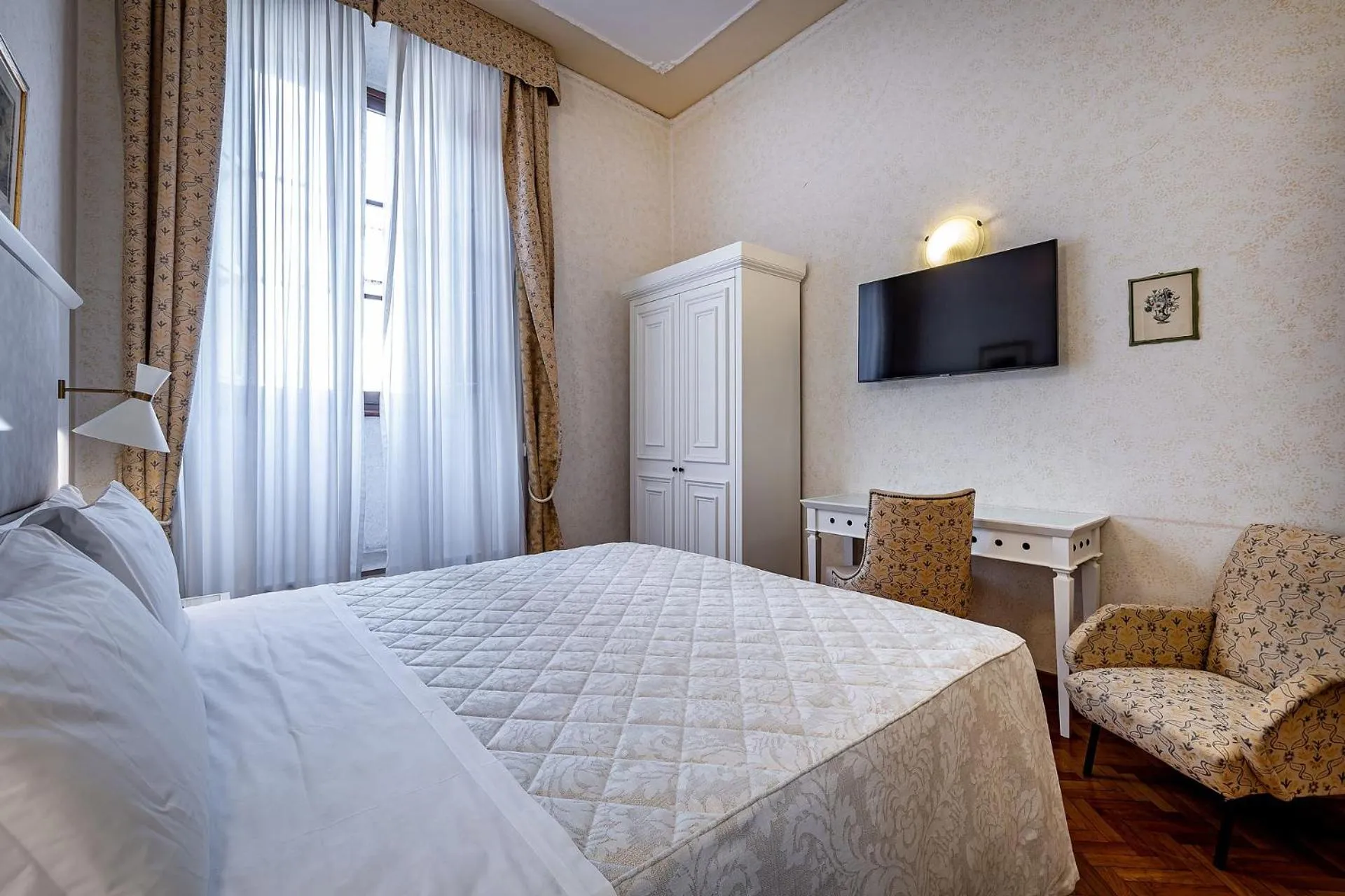 Bed in Hotel Alessandra