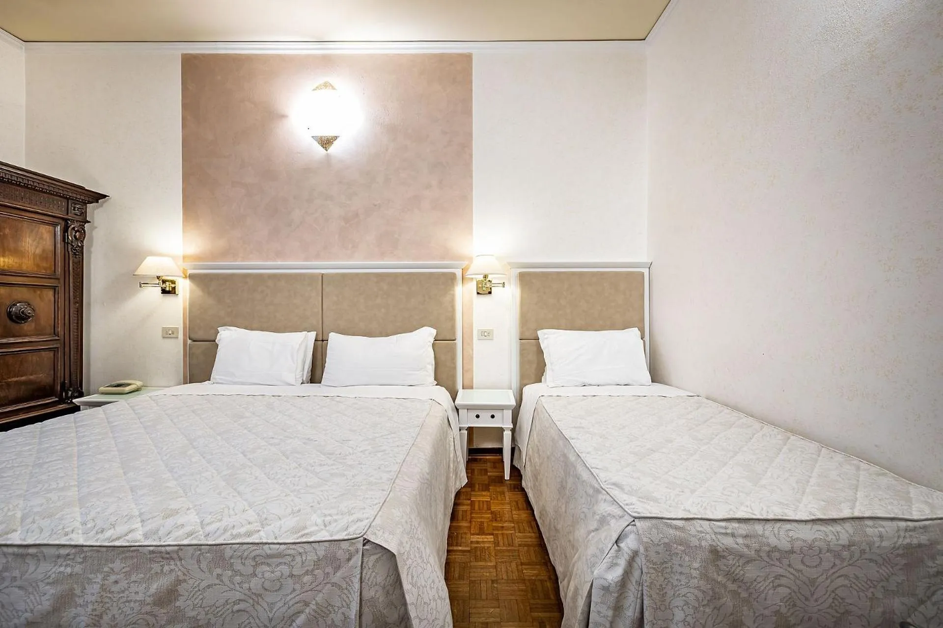 Bed in Hotel Alessandra