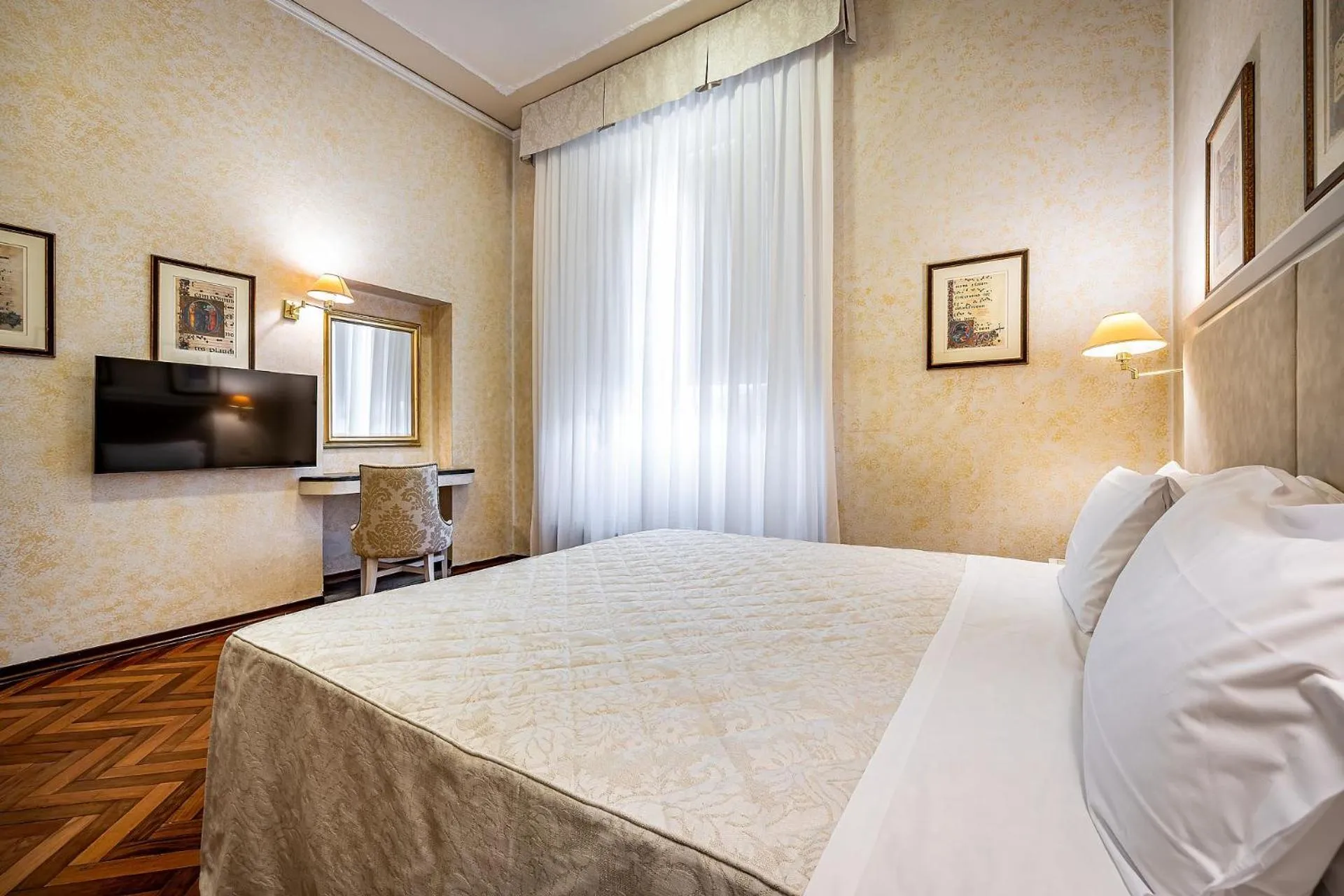 Photo of the whole room, Bed in Hotel Alessandra