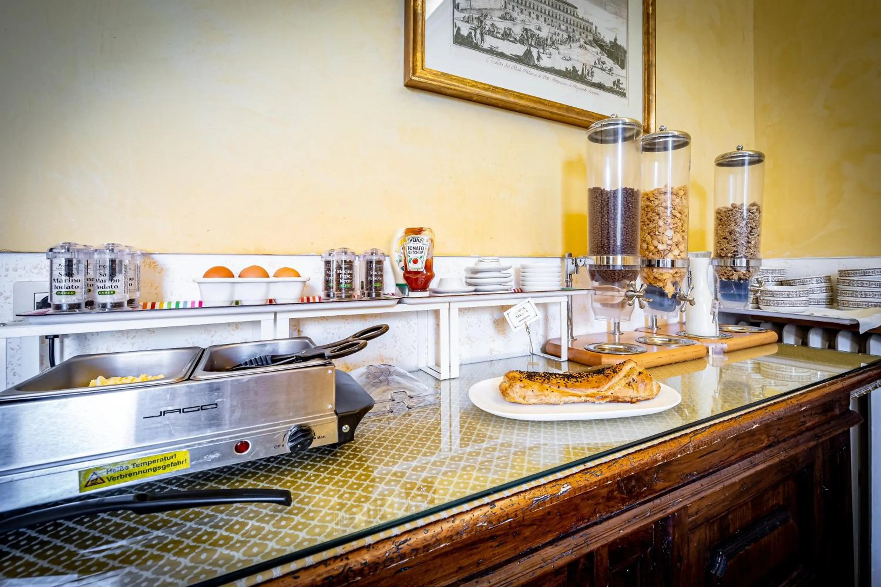 Breakfast in Hotel Alessandra