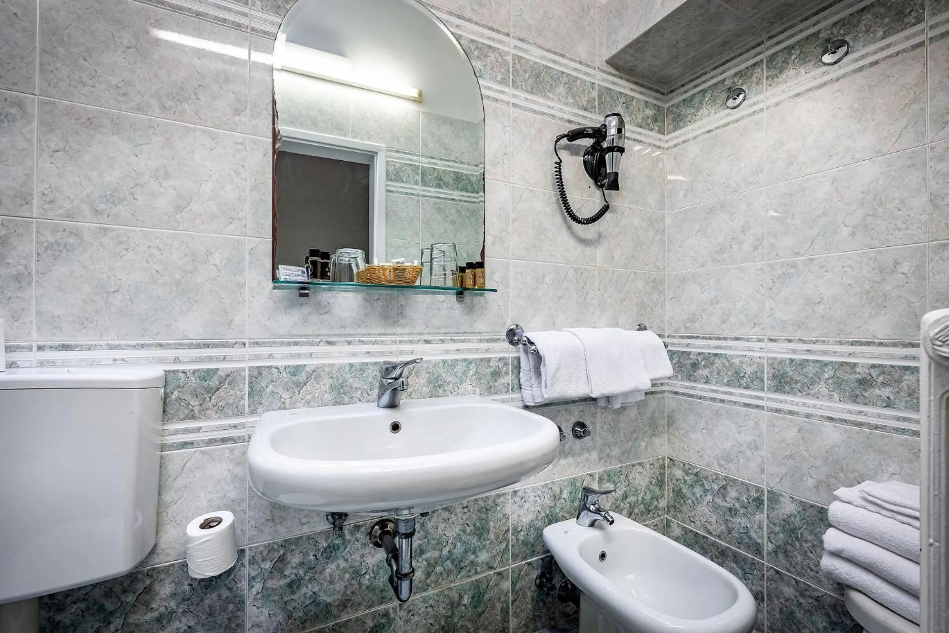 Bathroom in Hotel Alessandra