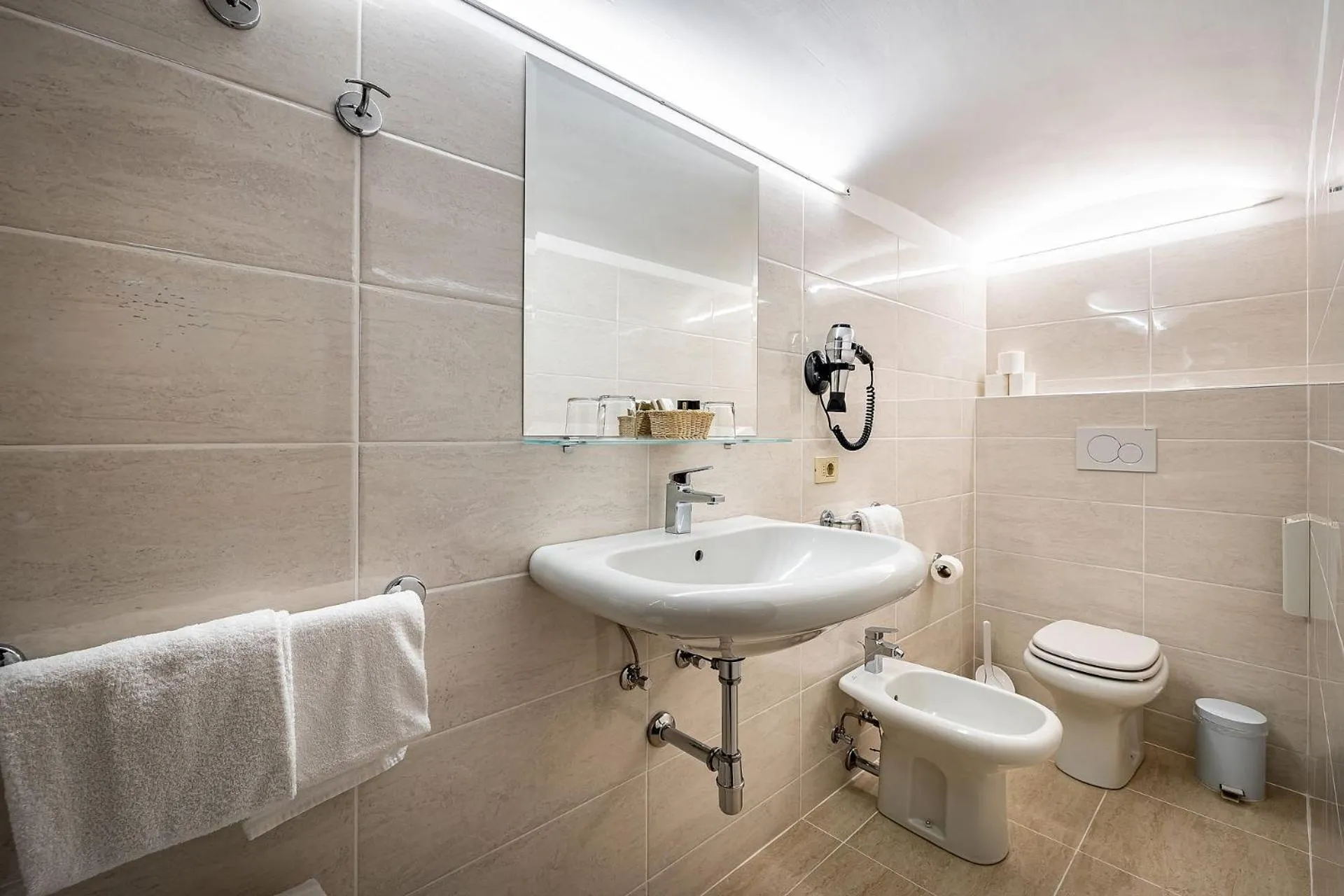 Bathroom in Hotel Alessandra