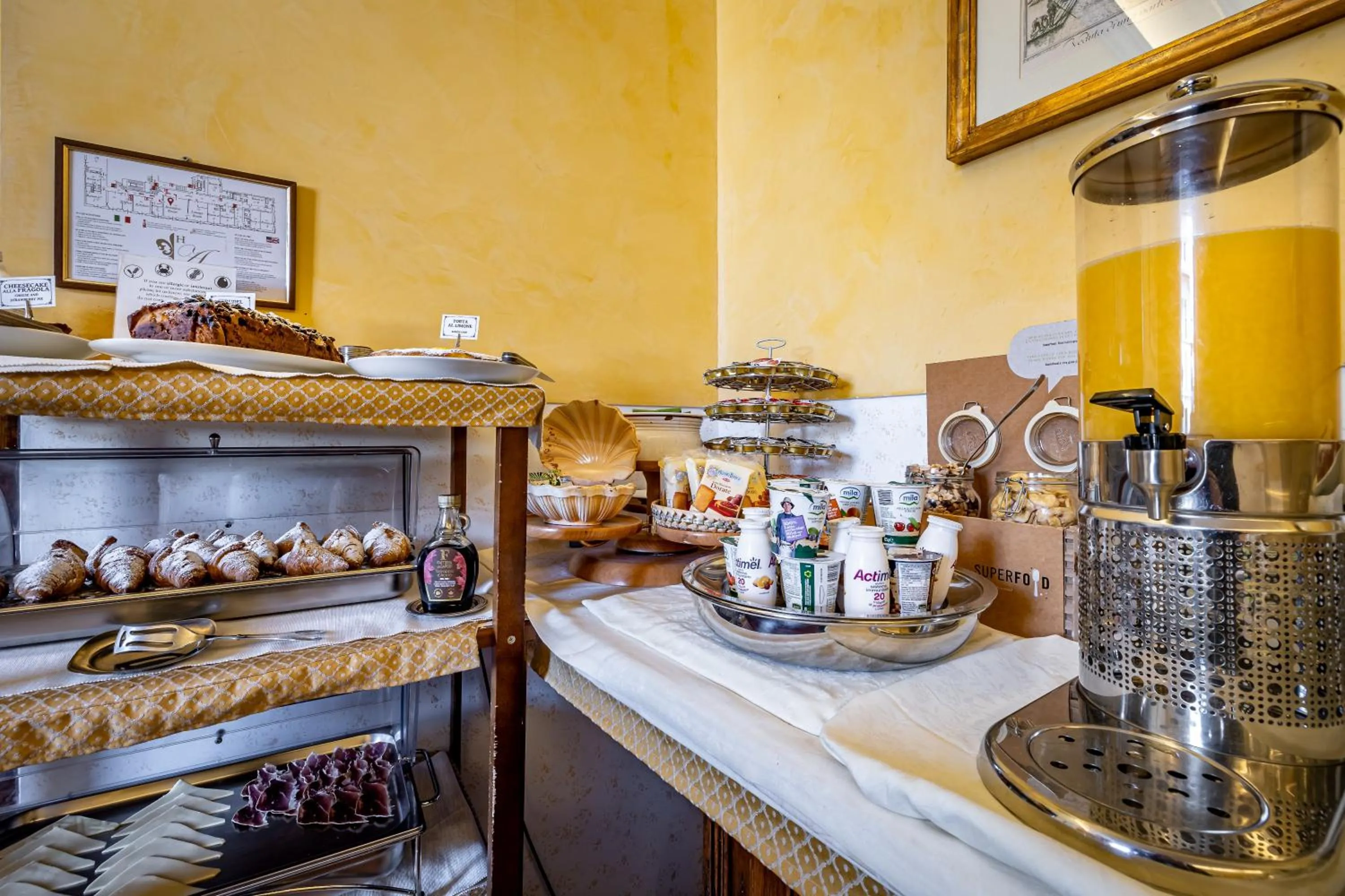 Breakfast in Hotel Alessandra