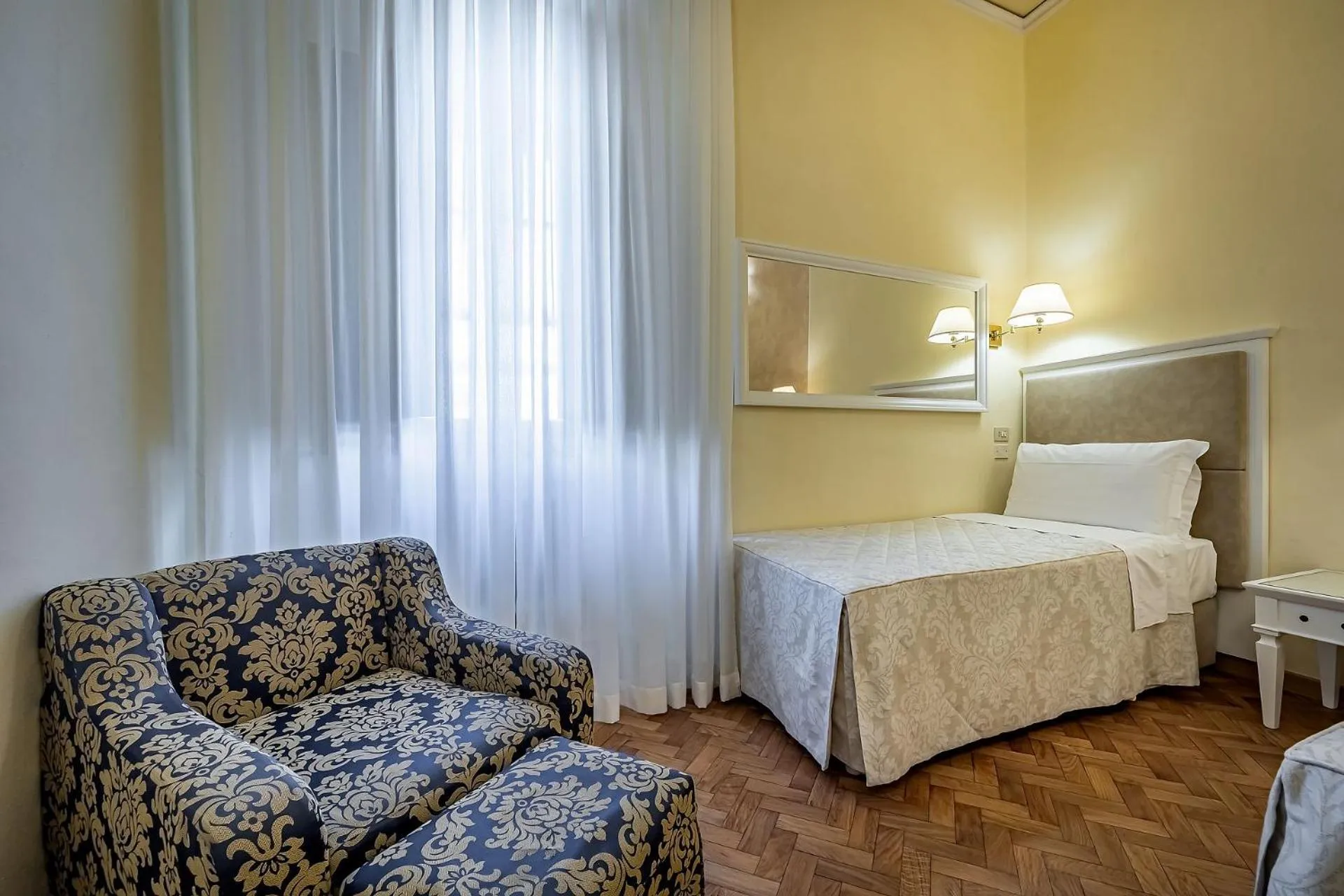 Bedroom, Bed in Hotel Alessandra