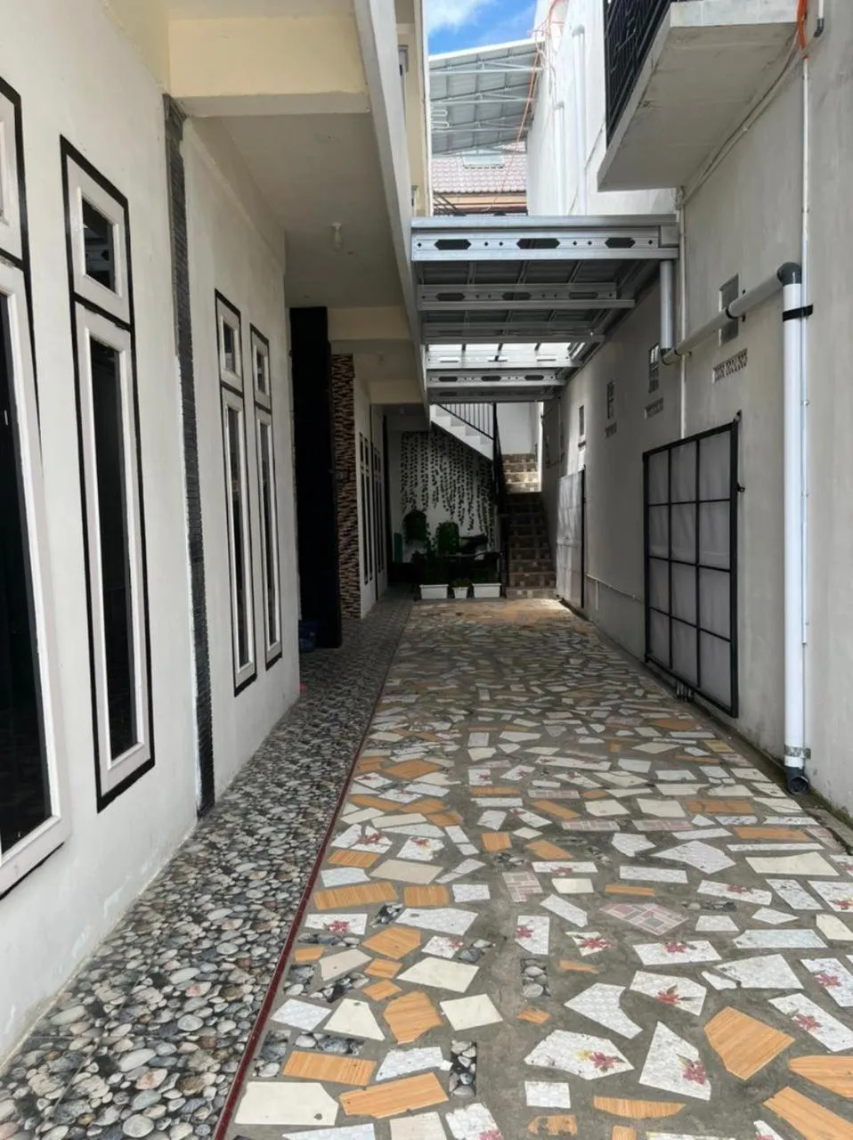 Dnaiko Syariah Hotel