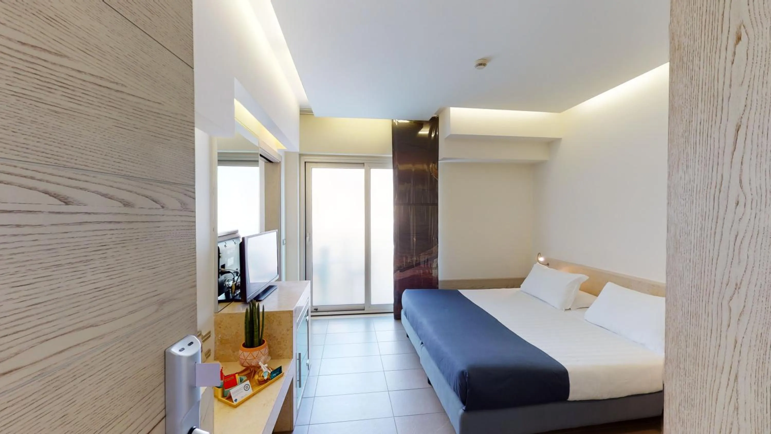 Bedroom, Bed in Smy Aran Blu Roma Mare