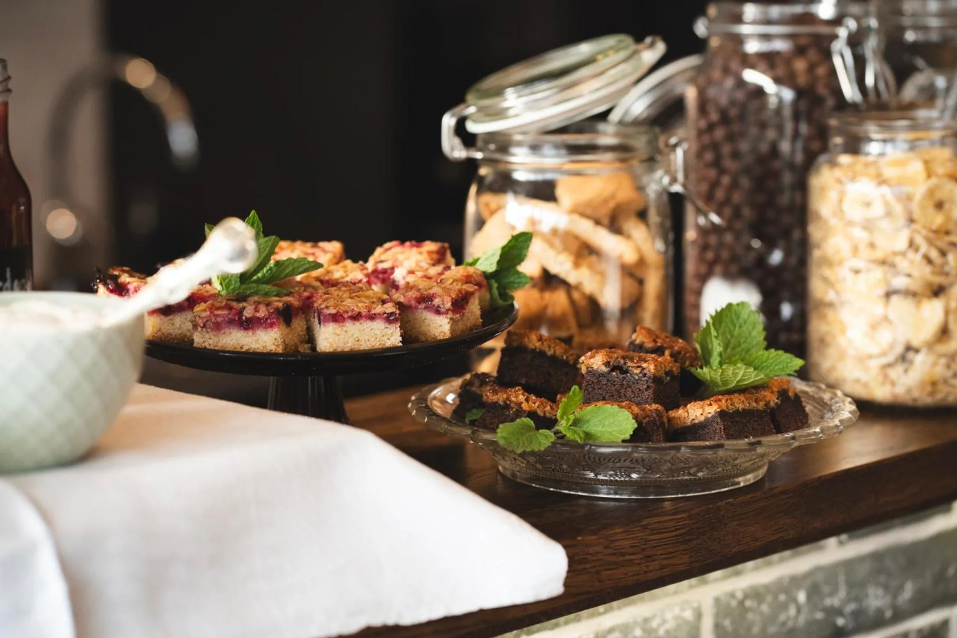 Buffet breakfast in Två Systrar B&B