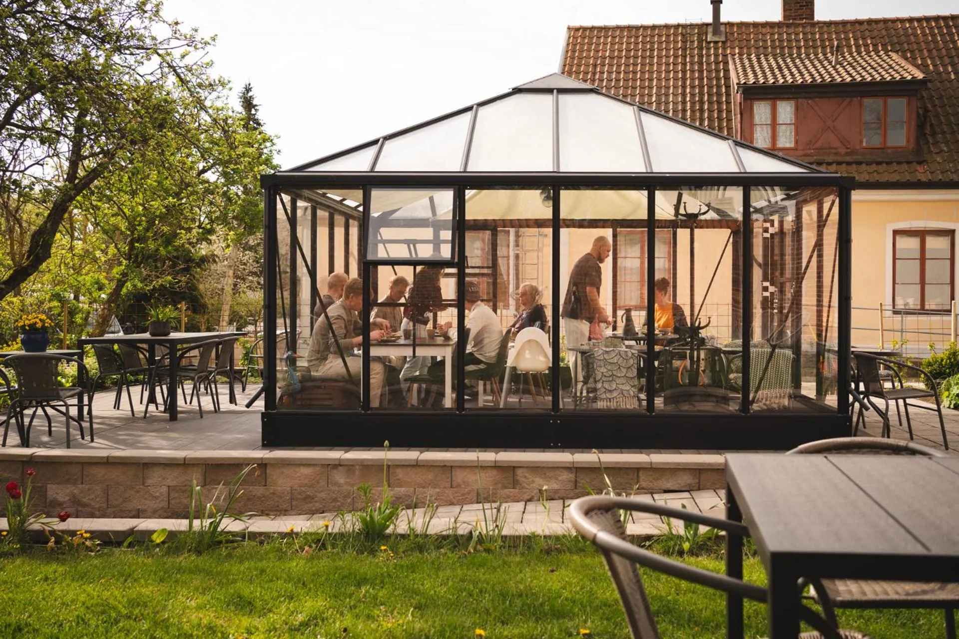 Patio in Två Systrar B&B