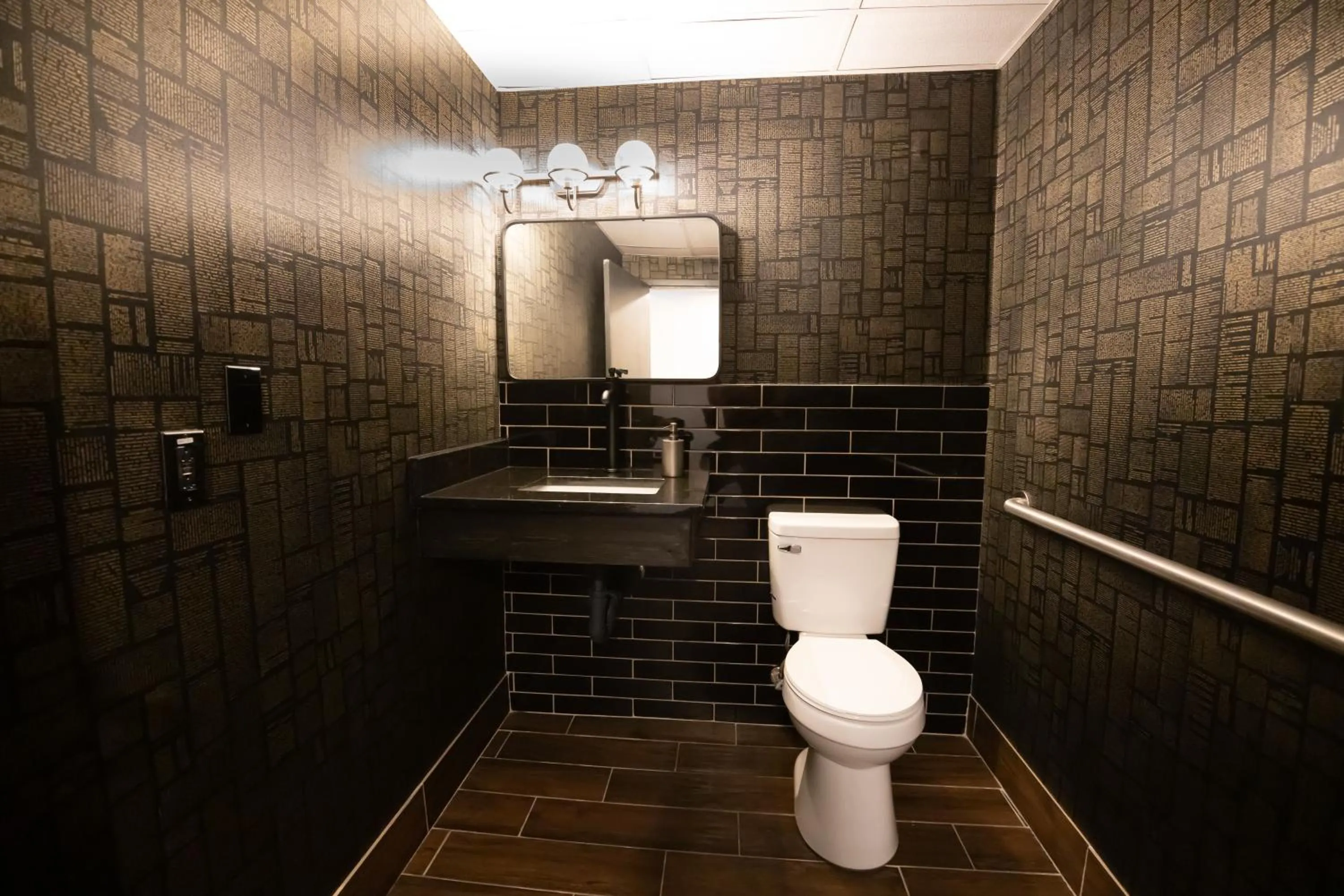 Bathroom in Distill-Inn