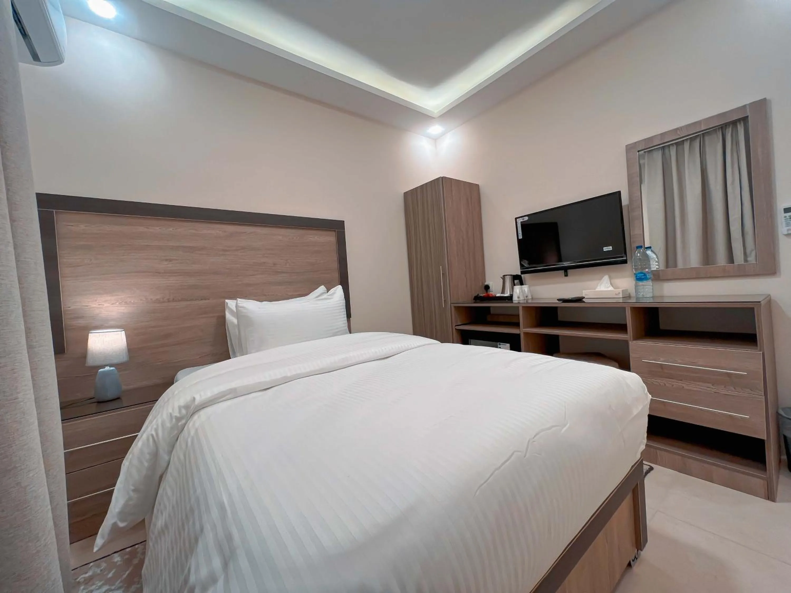 Bed in Beit Alshabaan Inn