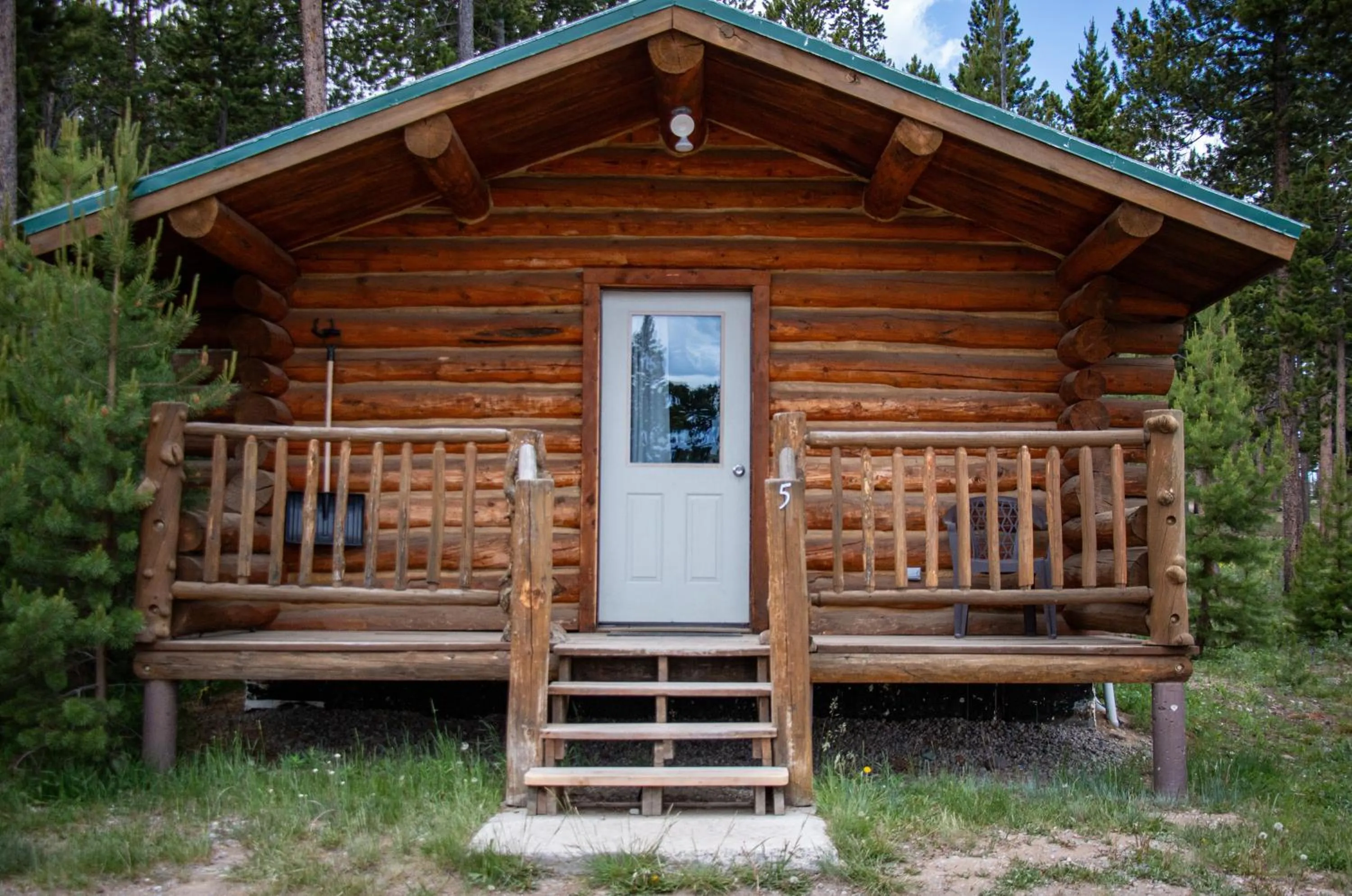 Crooked Creek Guest Ranch