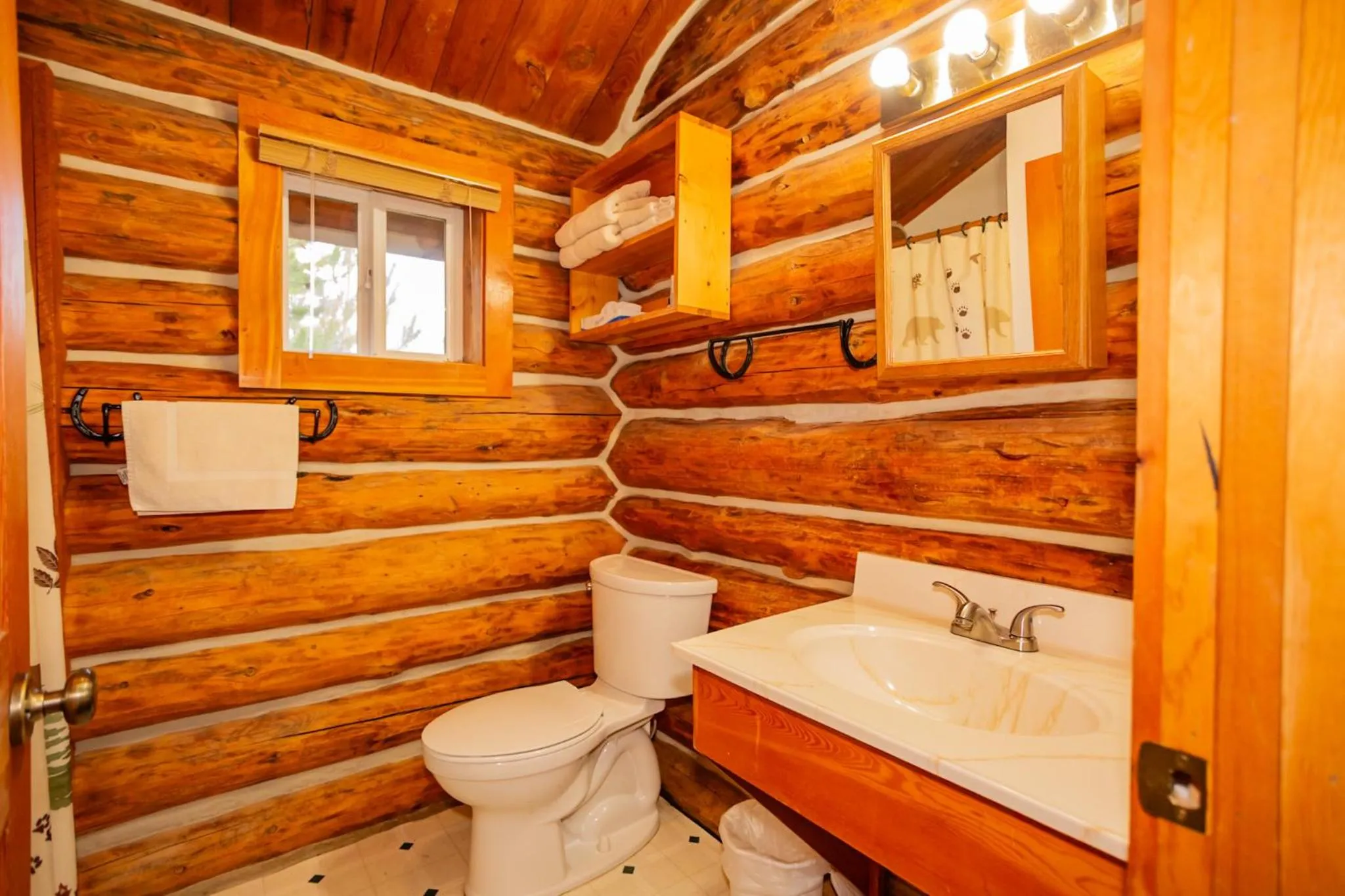 Crooked Creek Guest Ranch