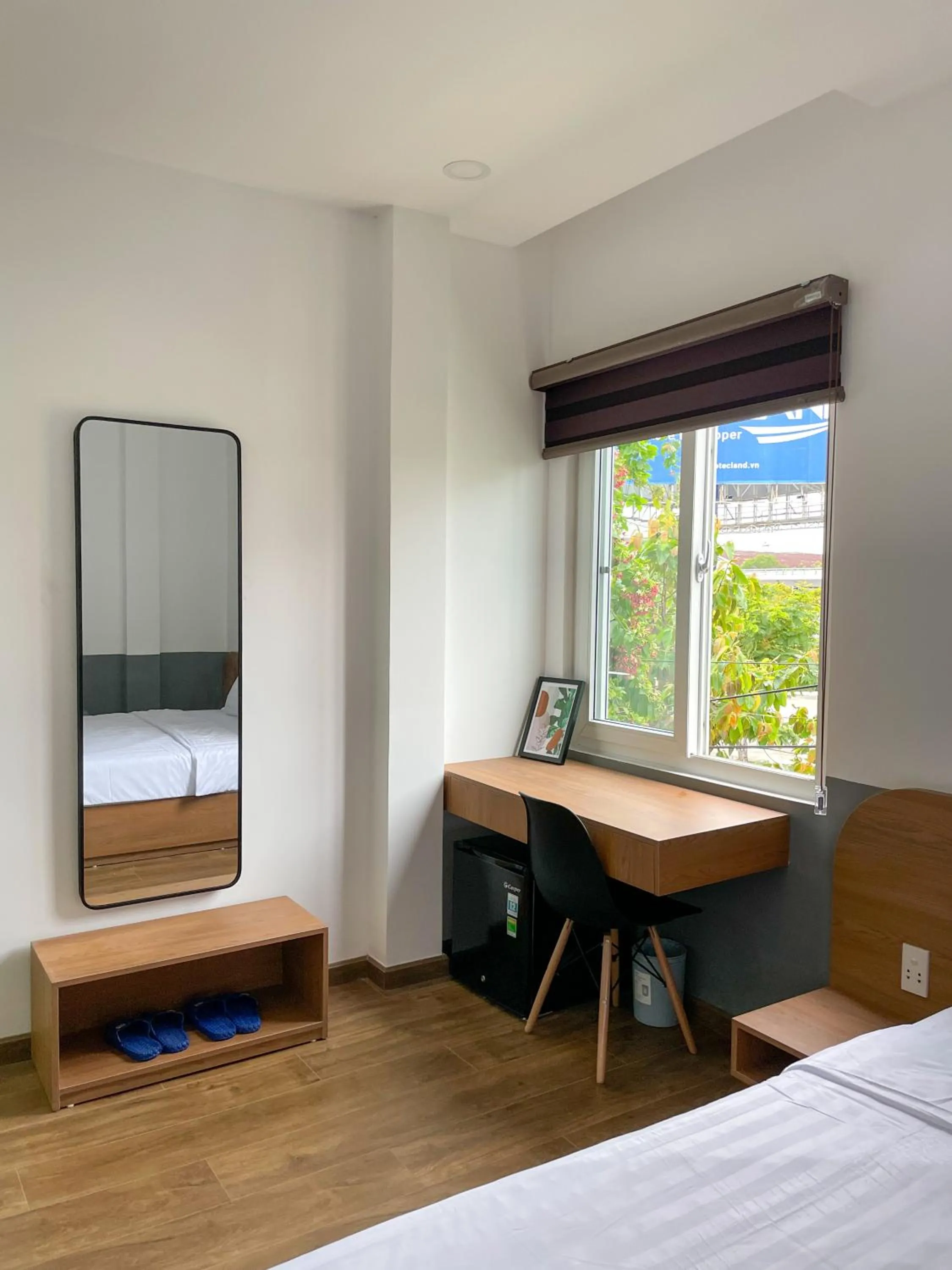 Property building, Bed in Airport homestay