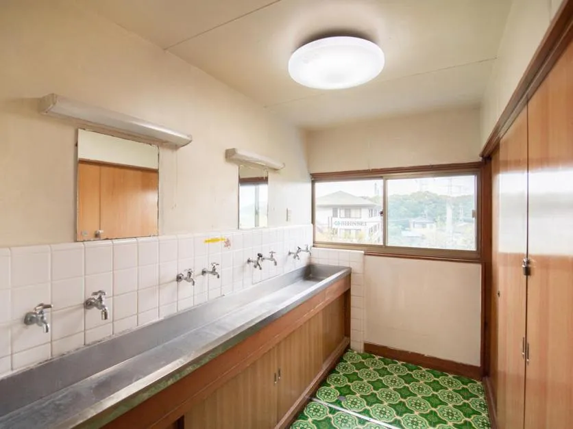 Toilet in Tabist Hamatoya Ryokan Mens Only