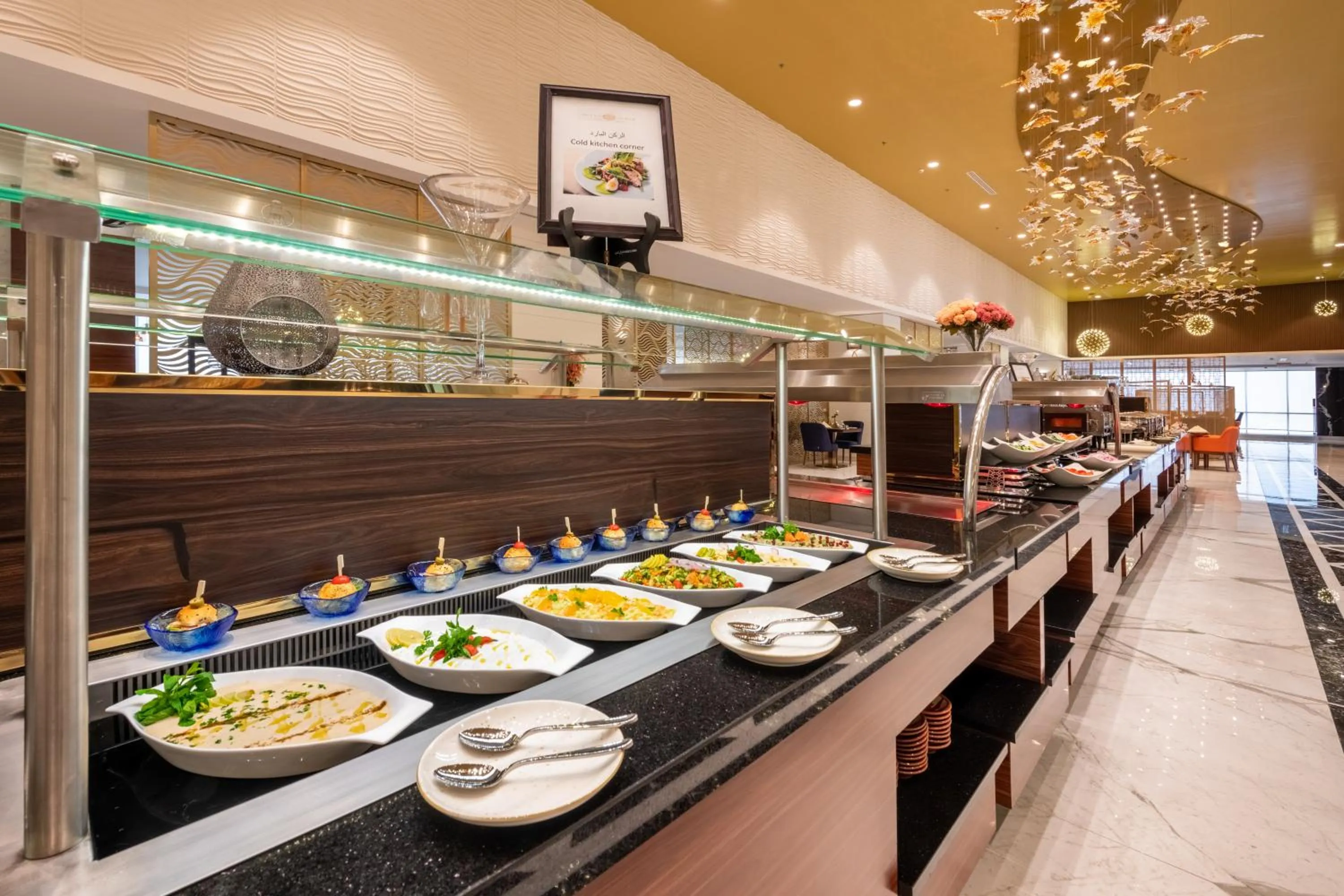 Restaurant/places to eat in Nivel Hotel Abha