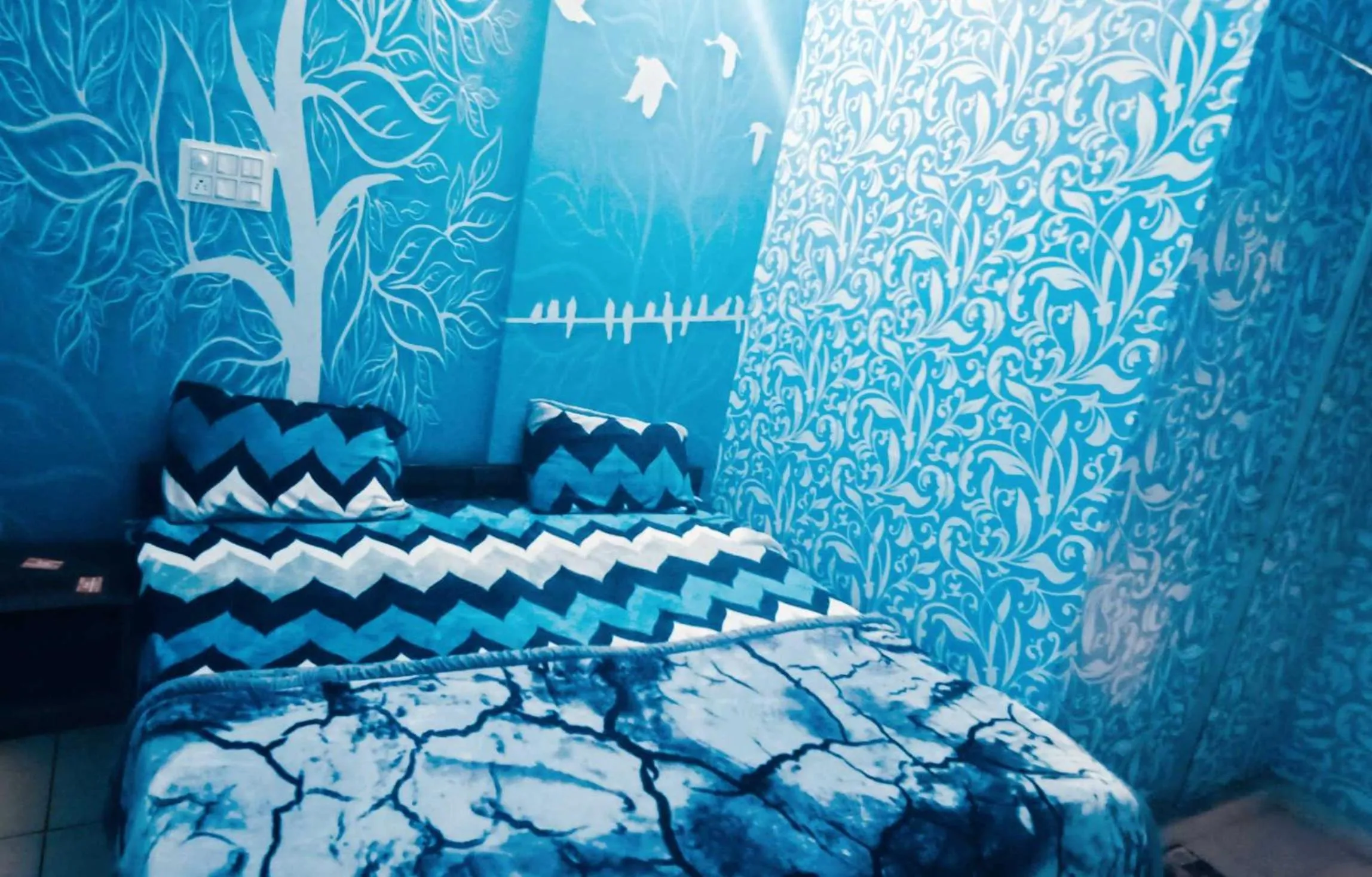 Bedroom, Bed in OYO 87047 Blossom inn