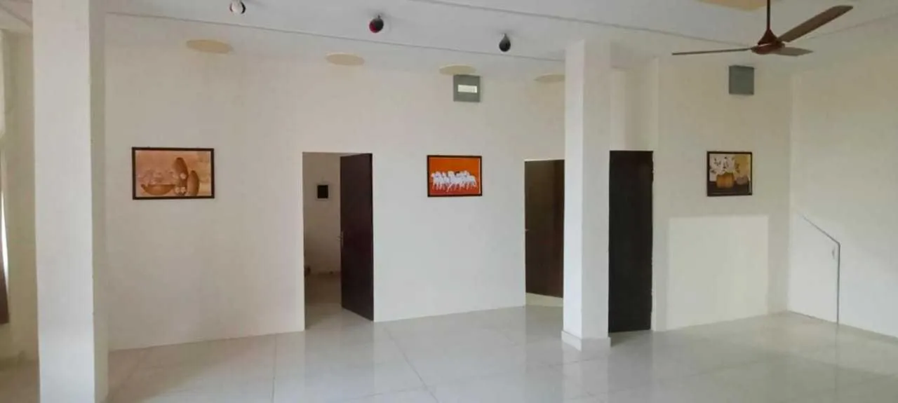 Bedroom in OYO 87047 Blossom inn