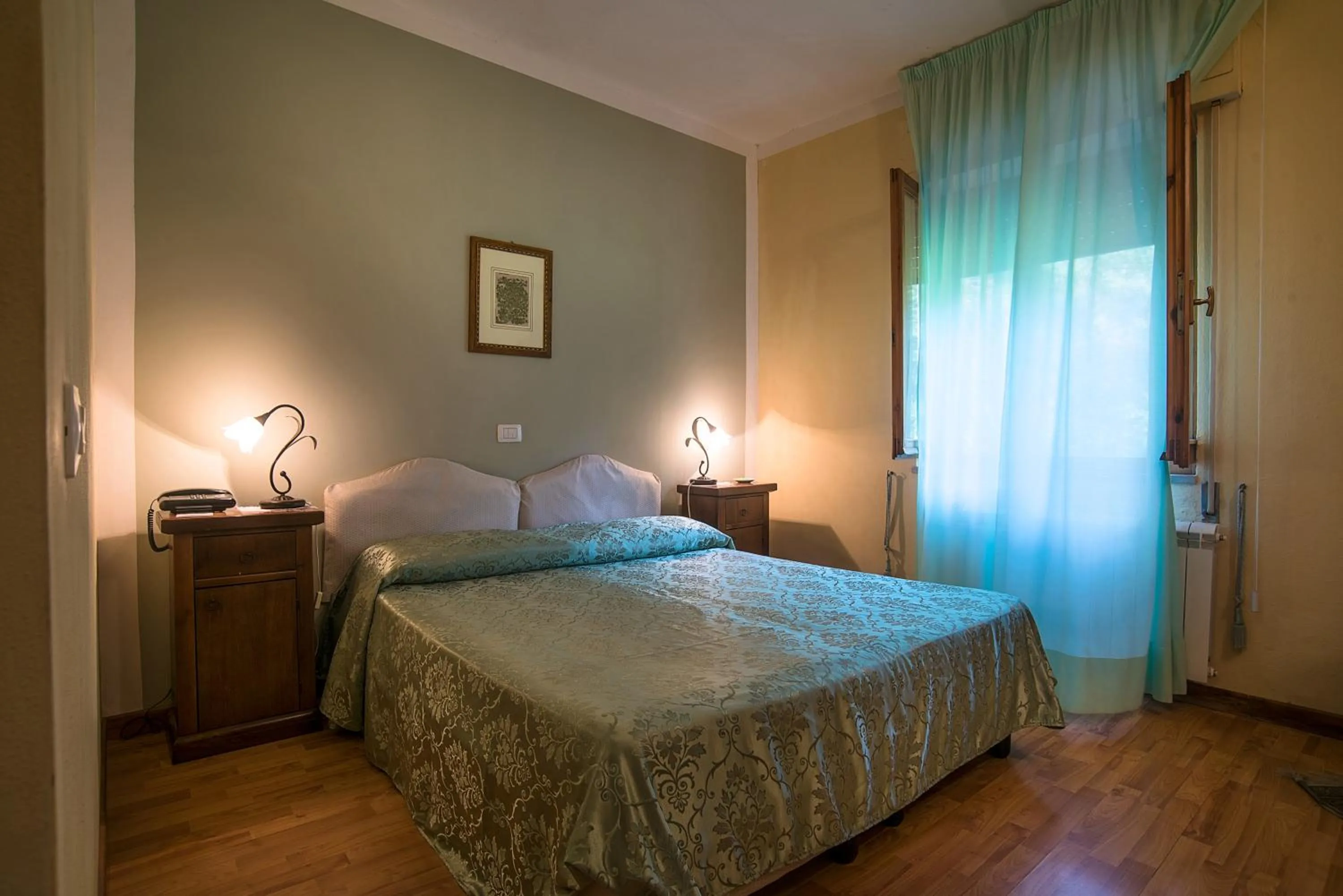 Day, Bed in Hotel Relais Valle Orientina