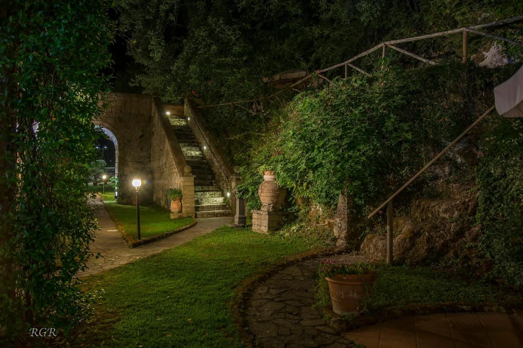Garden view in Hotel Relais Valle Orientina