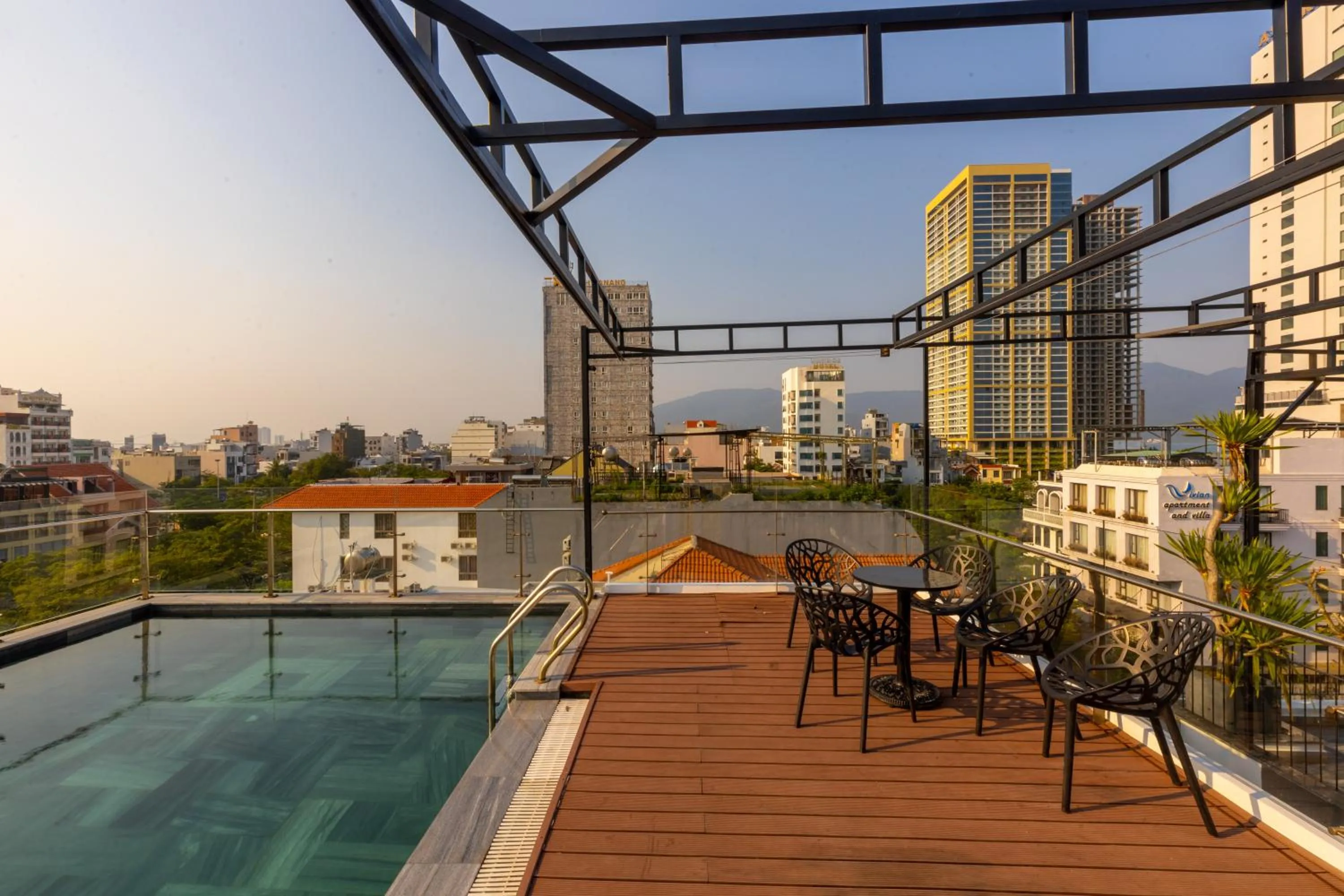 Swimming pool in Dérive Boutique Villa & Apartment Da Nang