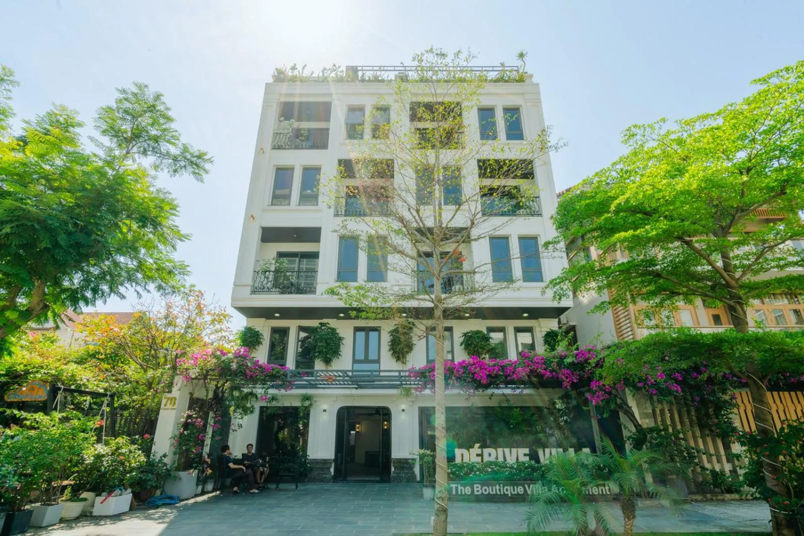 Property building in Dérive Boutique Villa & Apartment Da Nang