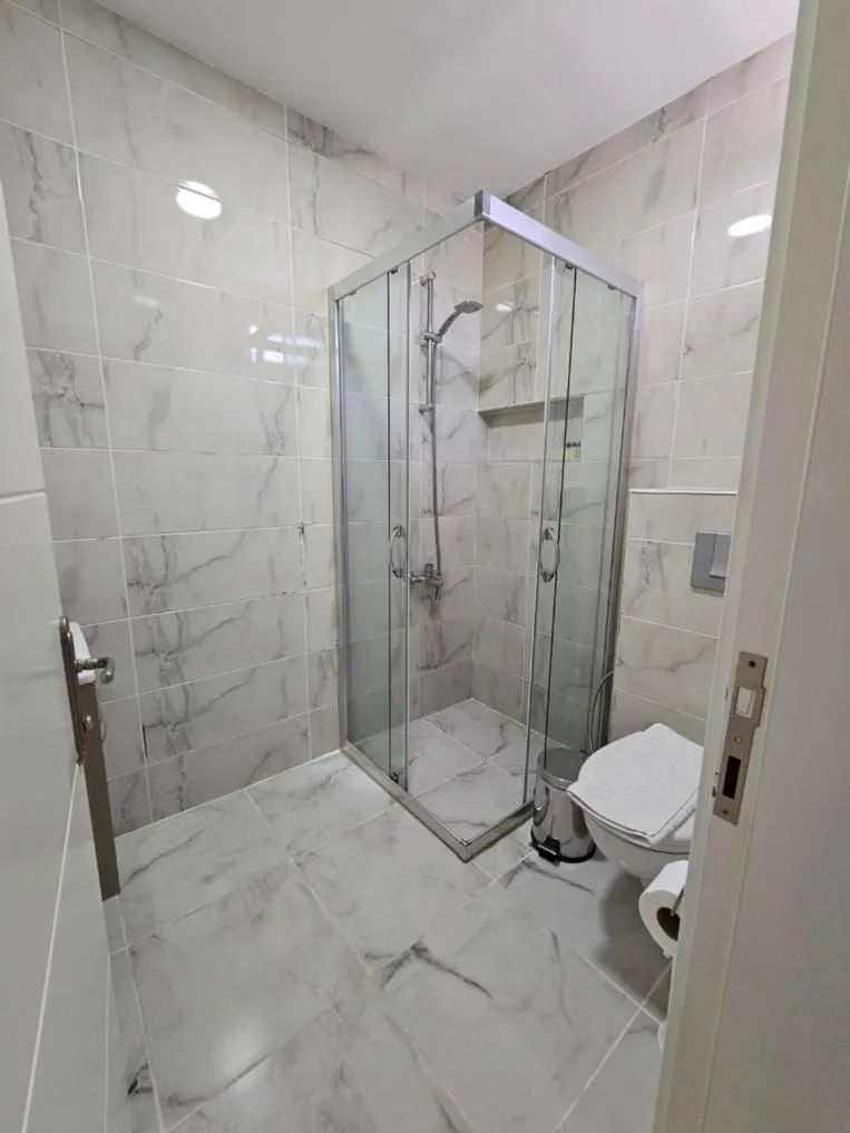 Shower in Dreams Bodrum butik hotel