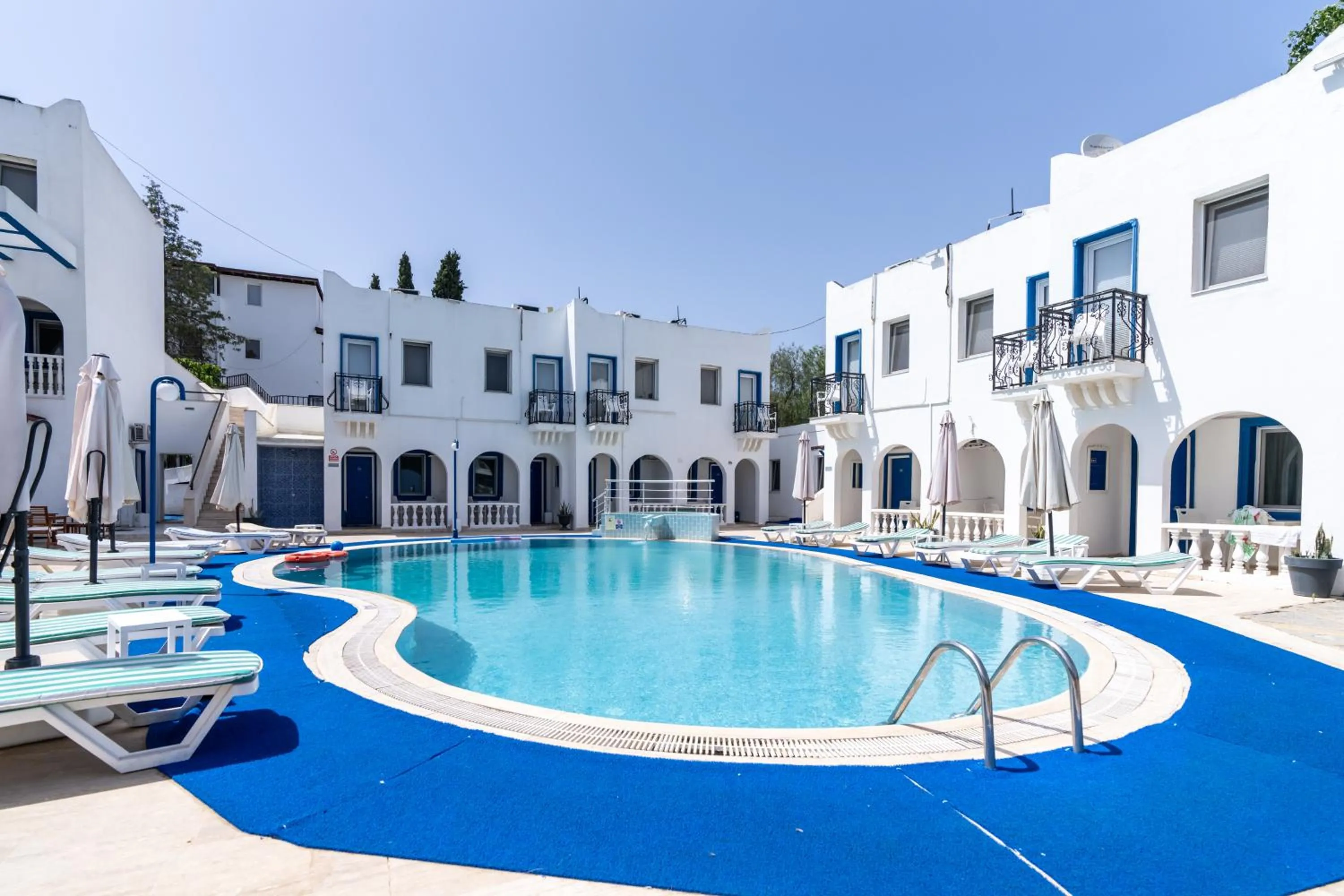 Swimming pool in Dreams Bodrum butik hotel