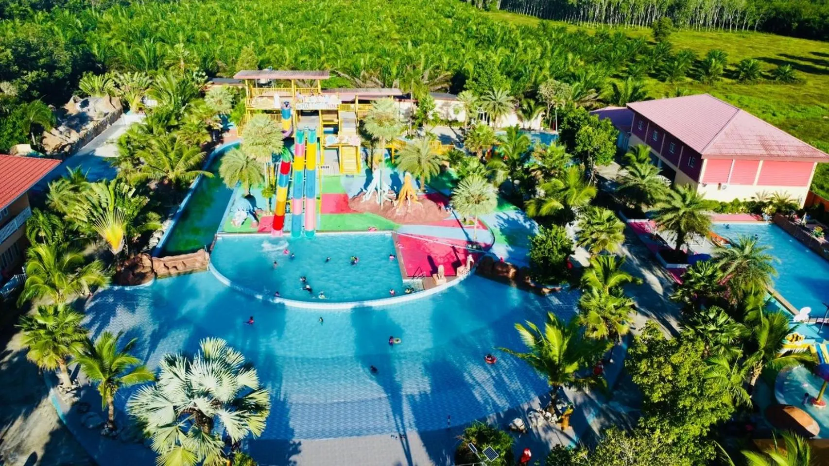 Aqua park in Trang Oasis Waterpark Hotel