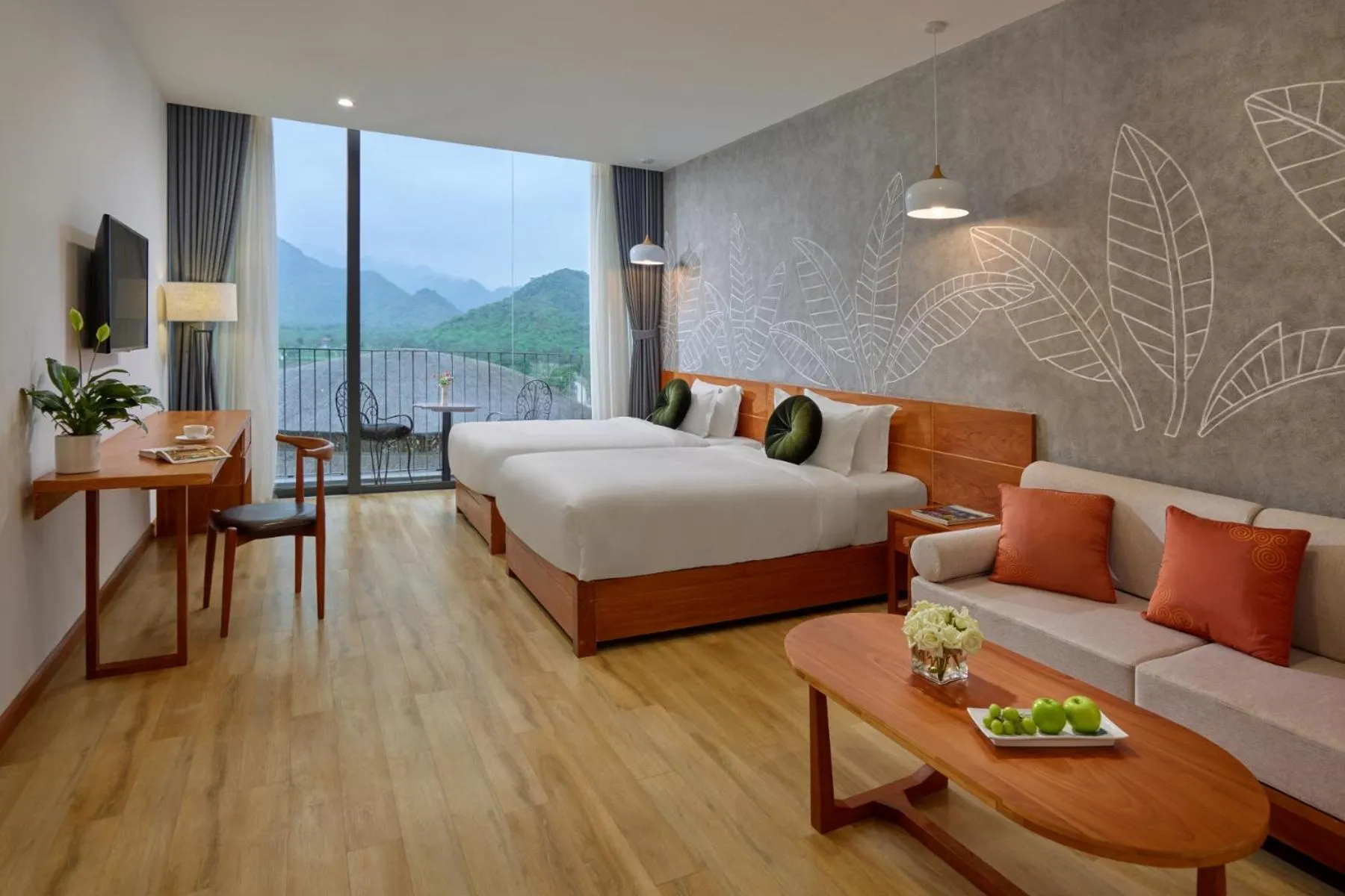 Living room, Bed in Wyndham Grand Vedana Ninh Binh Resort