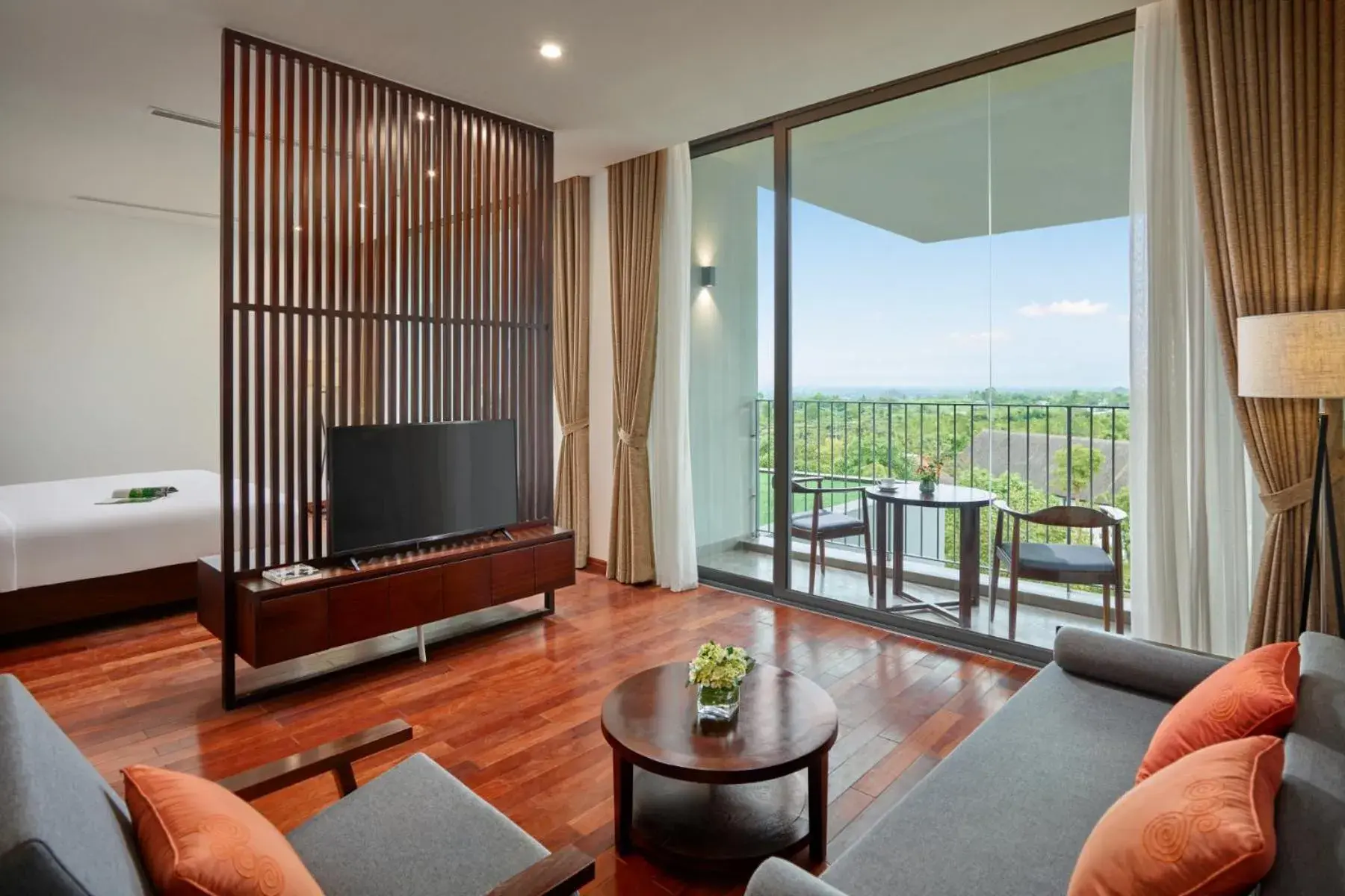 Suite with Double Bed in Wyndham Grand Vedana Ninh Binh Resort Suite with Double Bed in Wyndham Grand Vedana Ninh Binh Resort