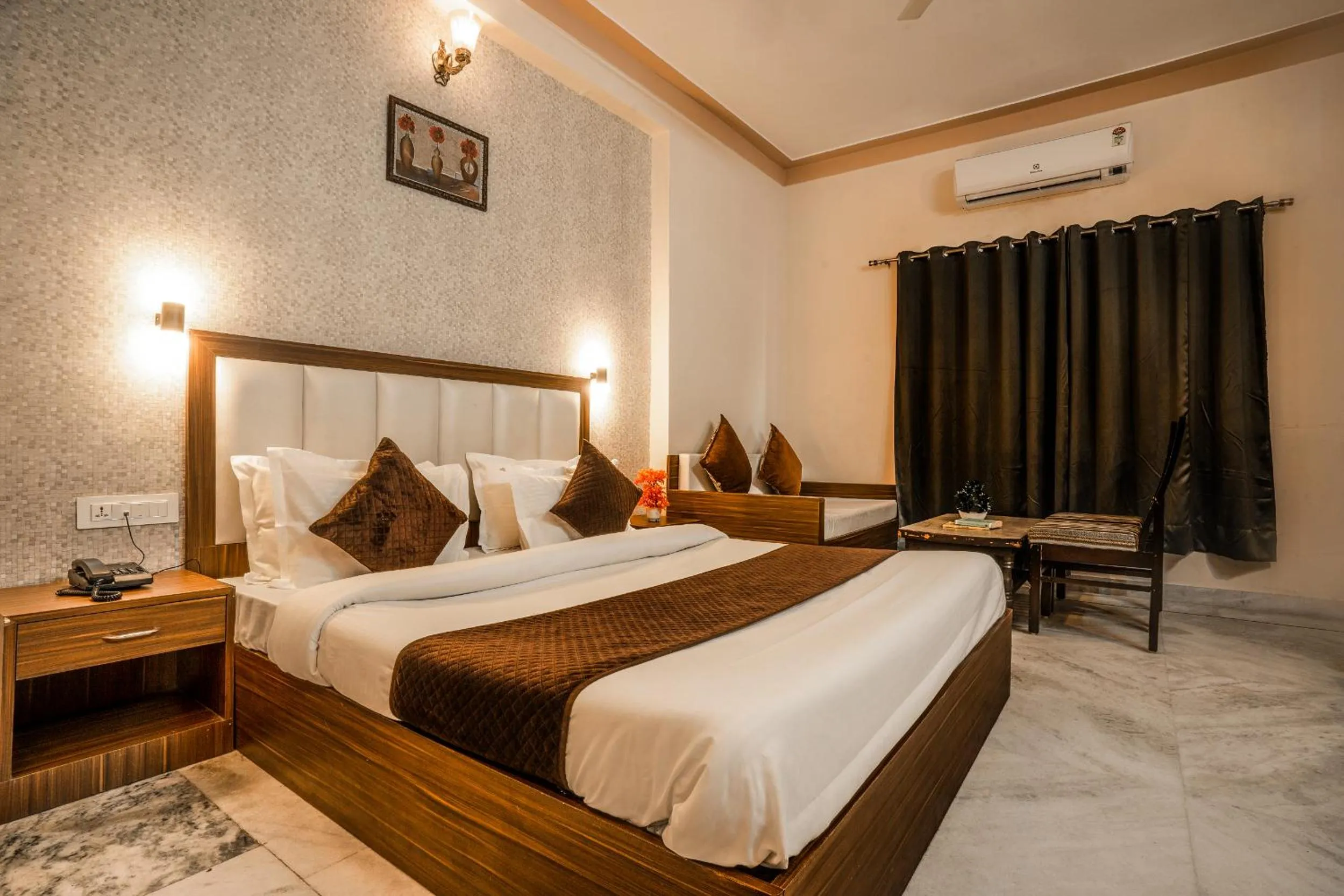 Bed in Tripli Udaipur