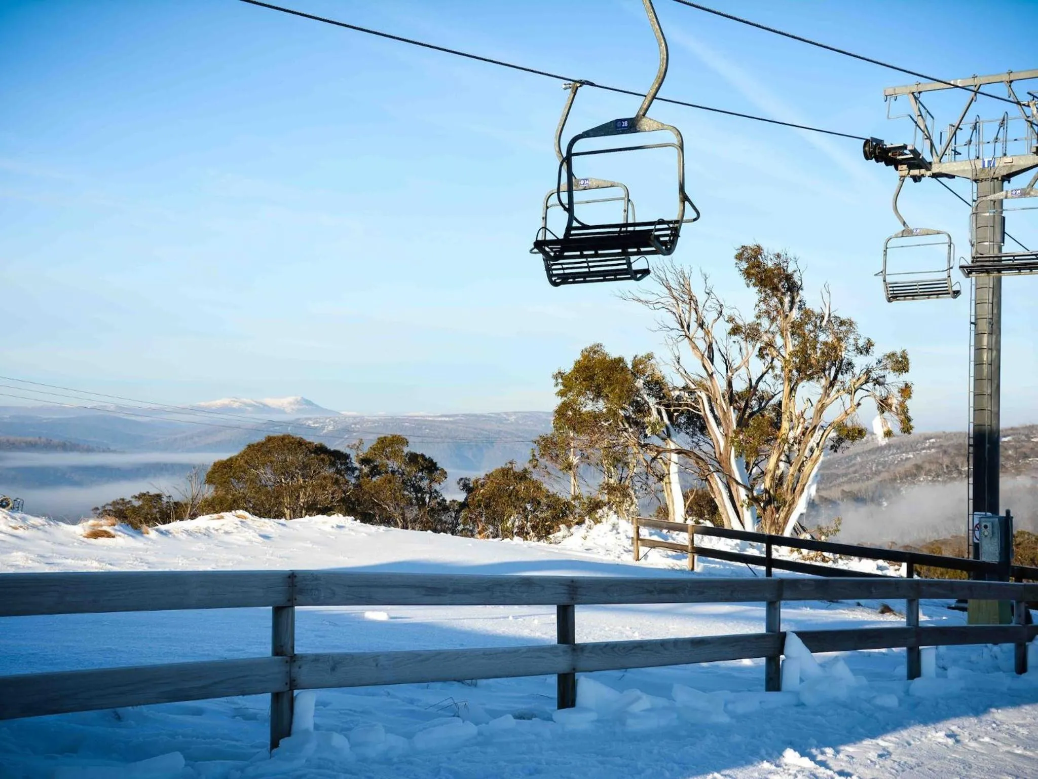 Skiing in Oriental Hotel Tumut
