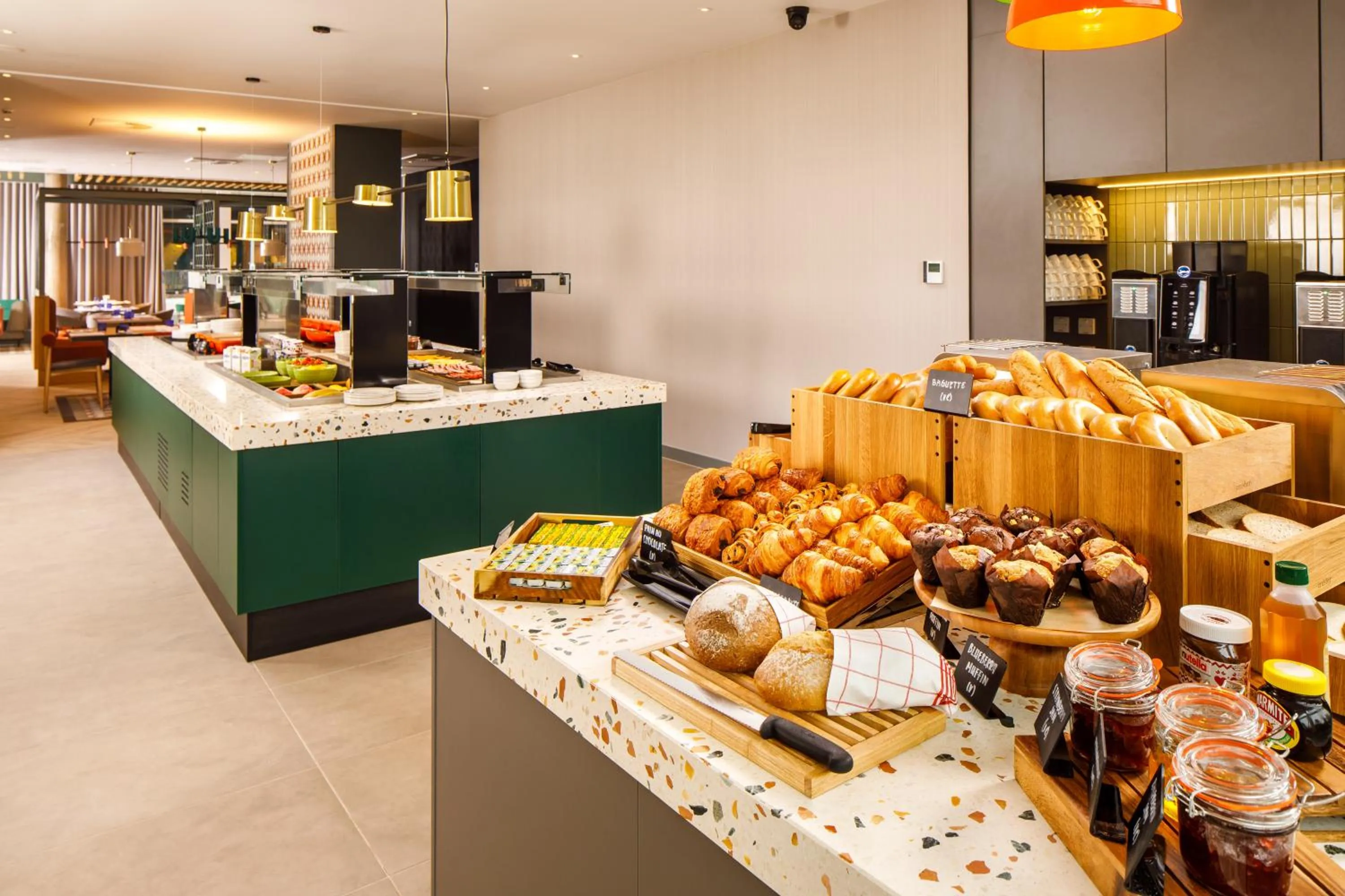 Breakfast in Holiday Inn Manchester Airport T2 by IHG