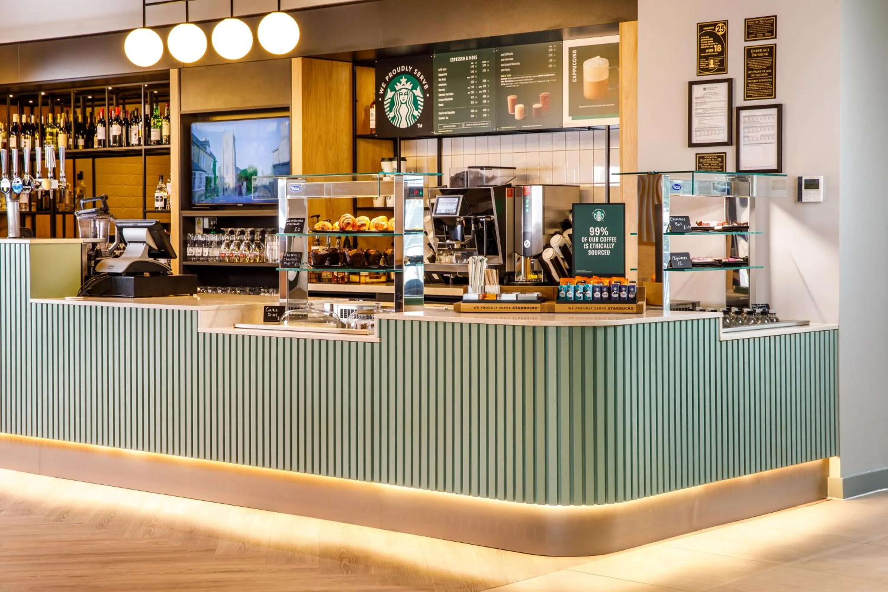 Coffee/tea facilities in Holiday Inn Manchester Airport T2 by IHG