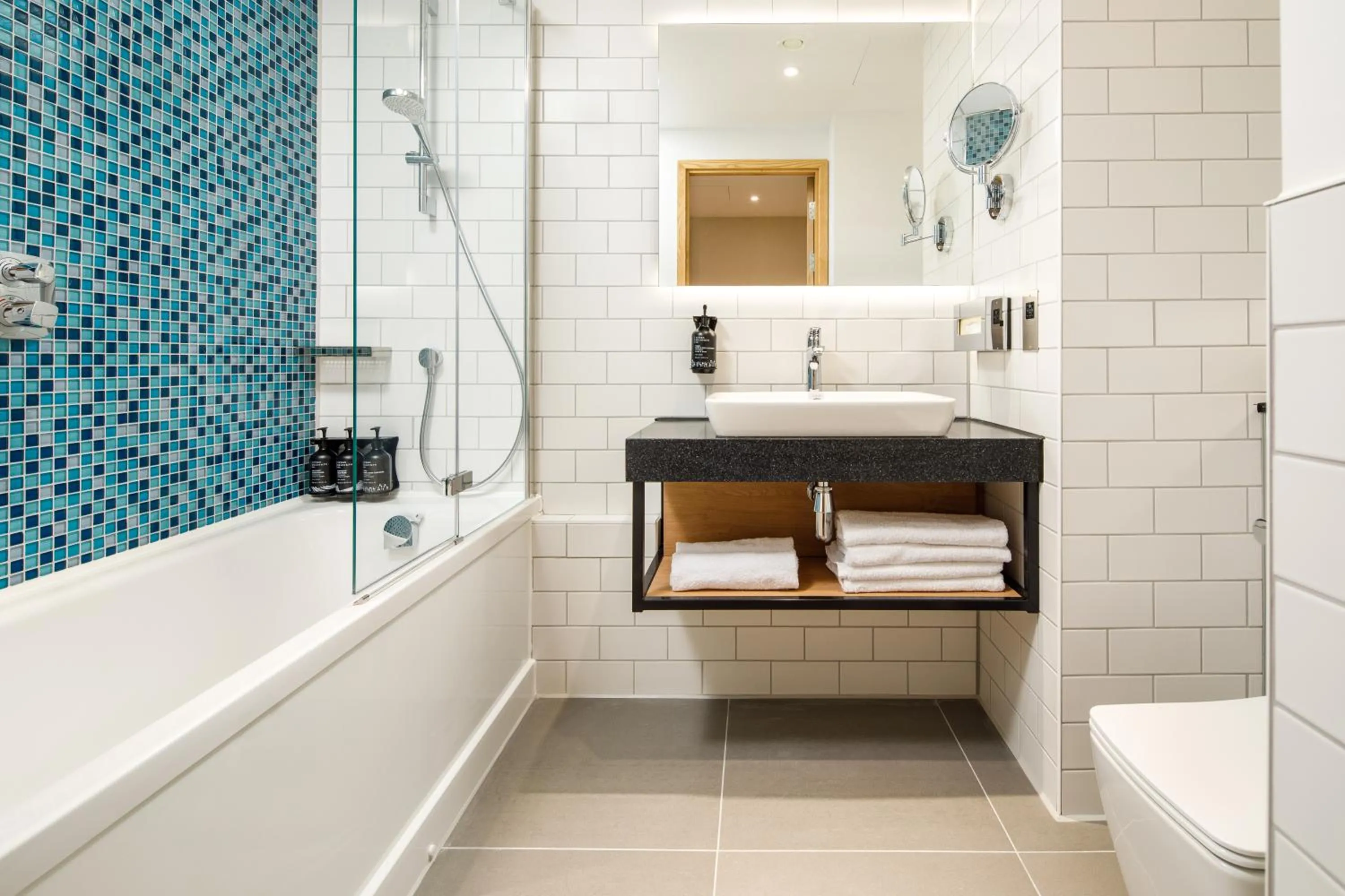 Bathroom in Holiday Inn Manchester Airport T2 by IHG