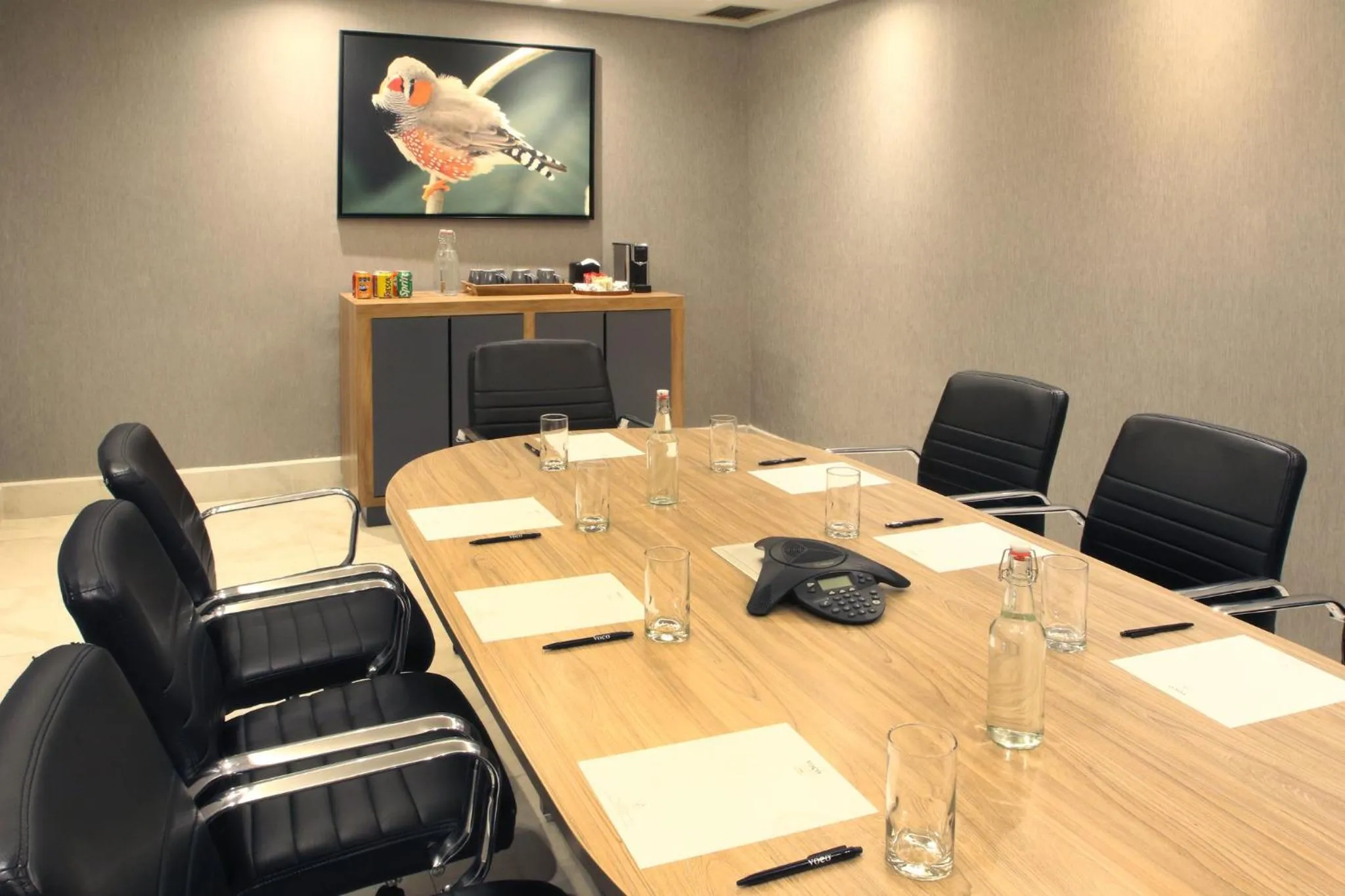 Meeting/conference room in voco Saltillo Suites by IHG
